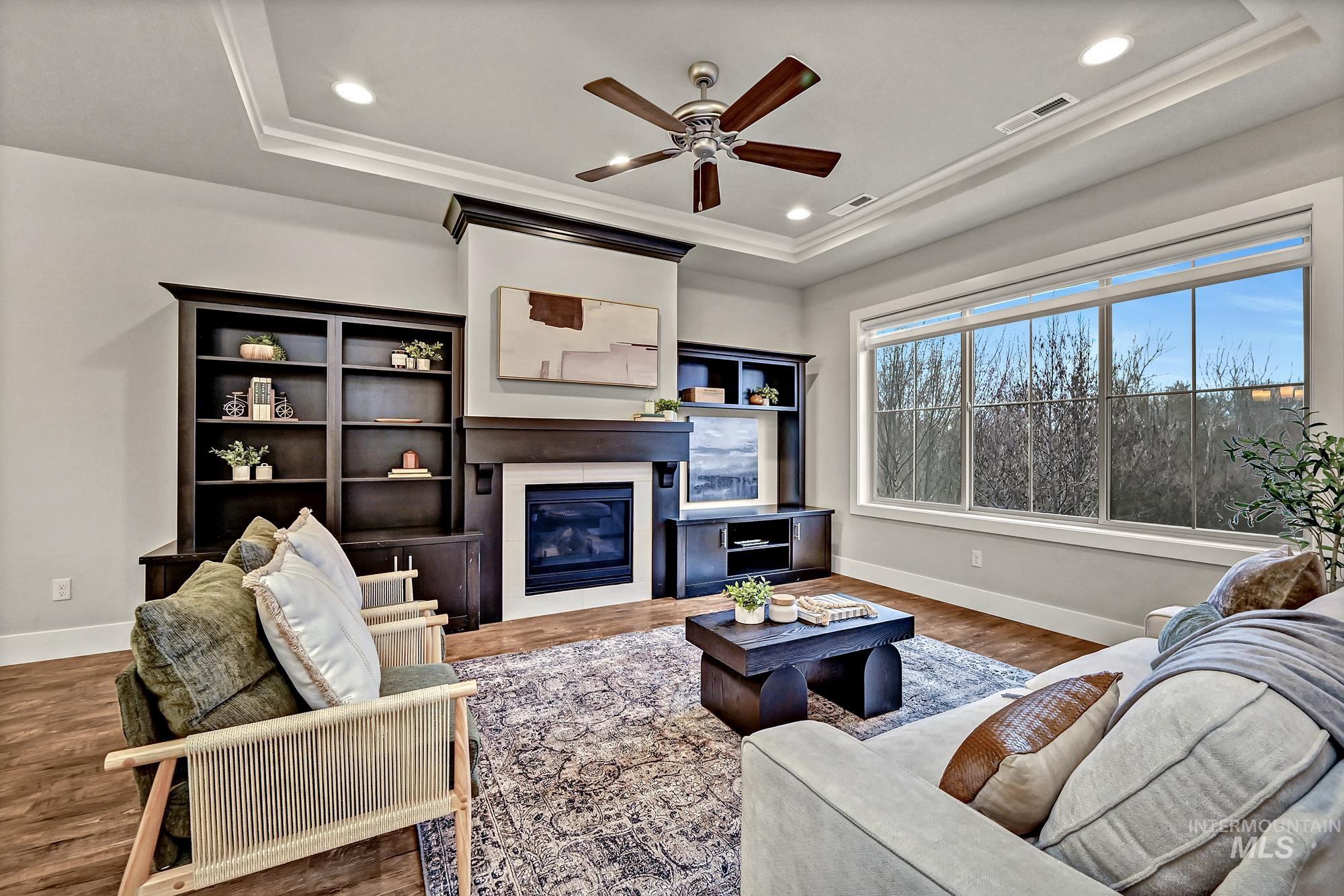 property viewer photo 6