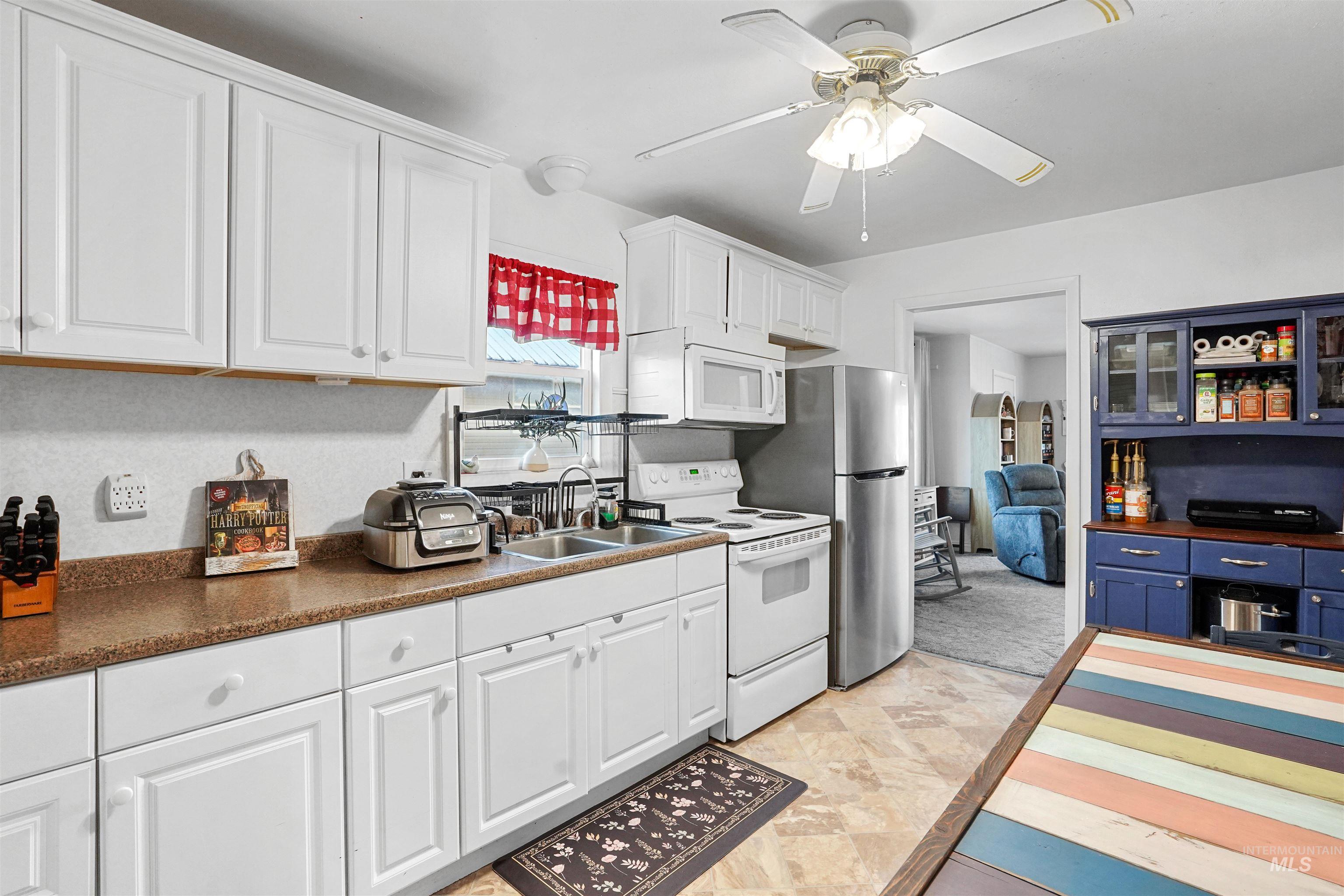 property viewer photo 1