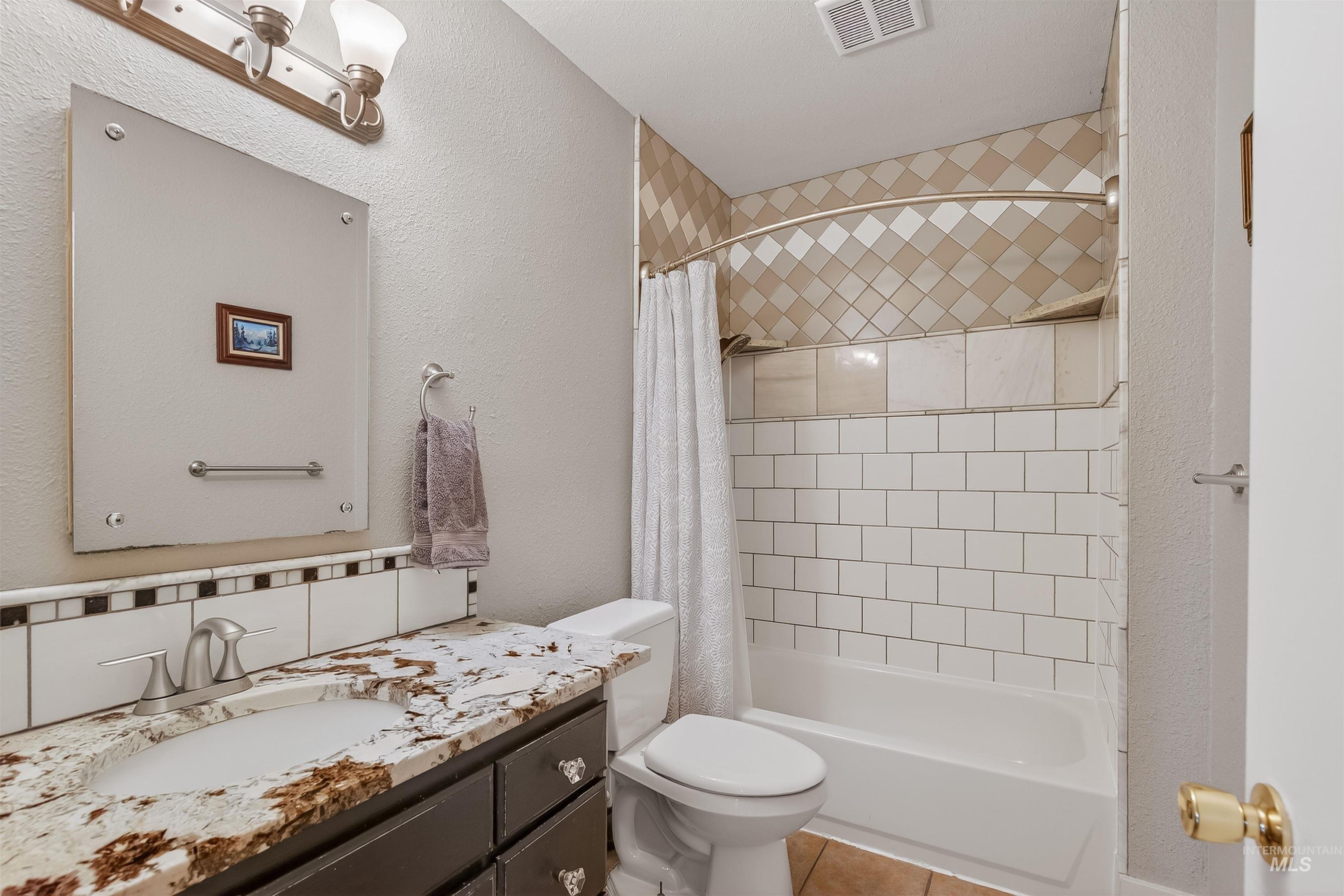 property viewer photo 25