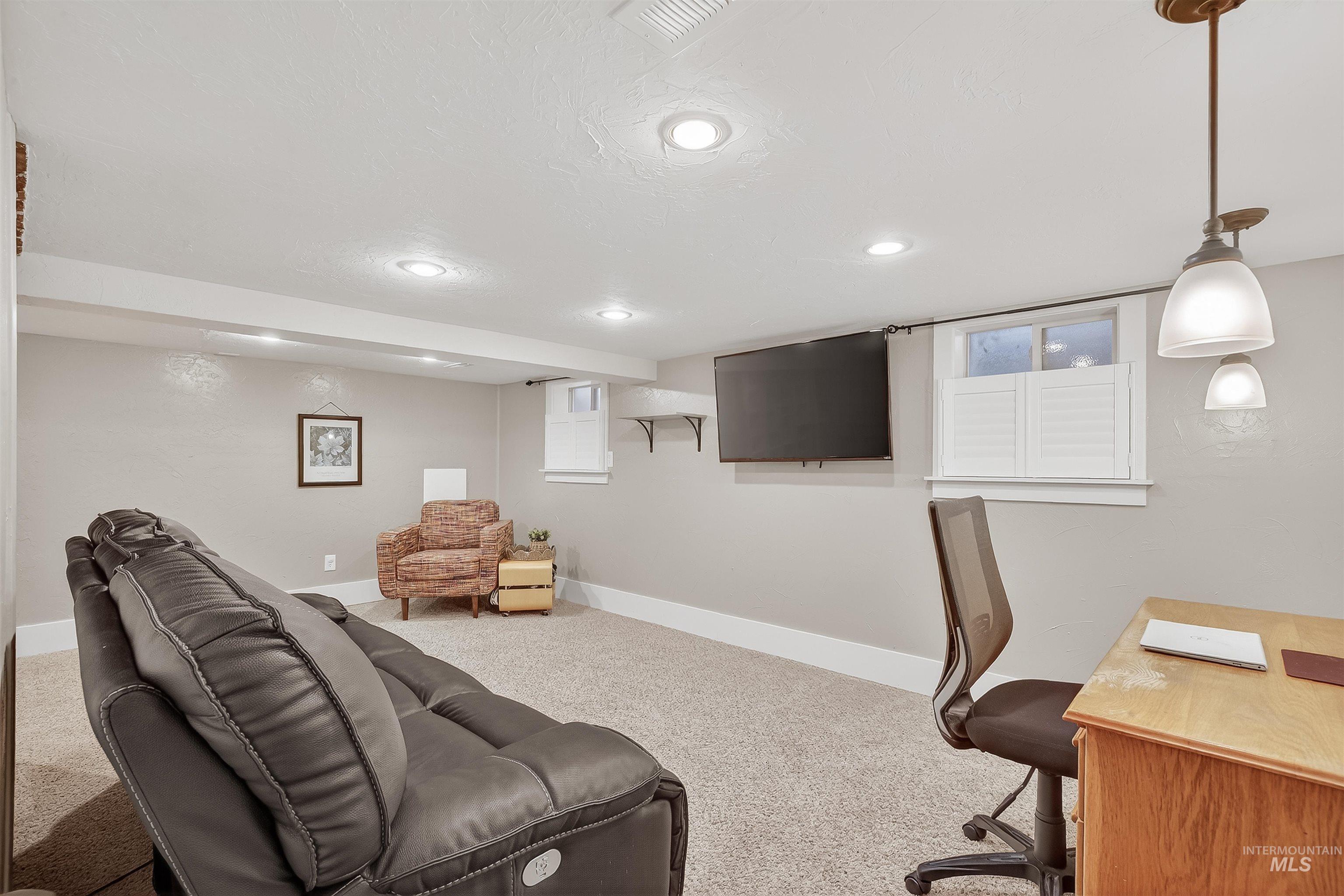 property viewer photo 31
