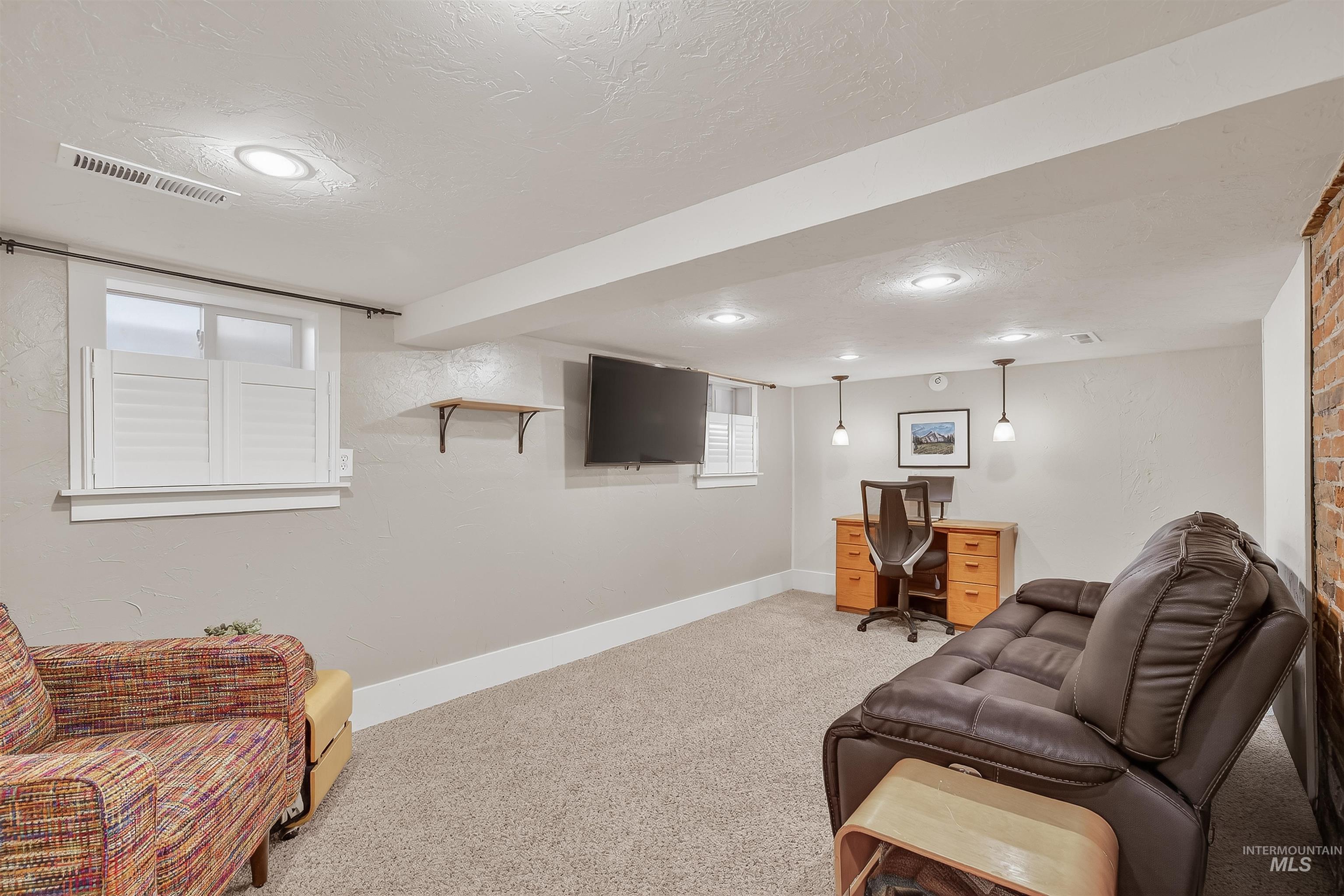 property viewer photo 32