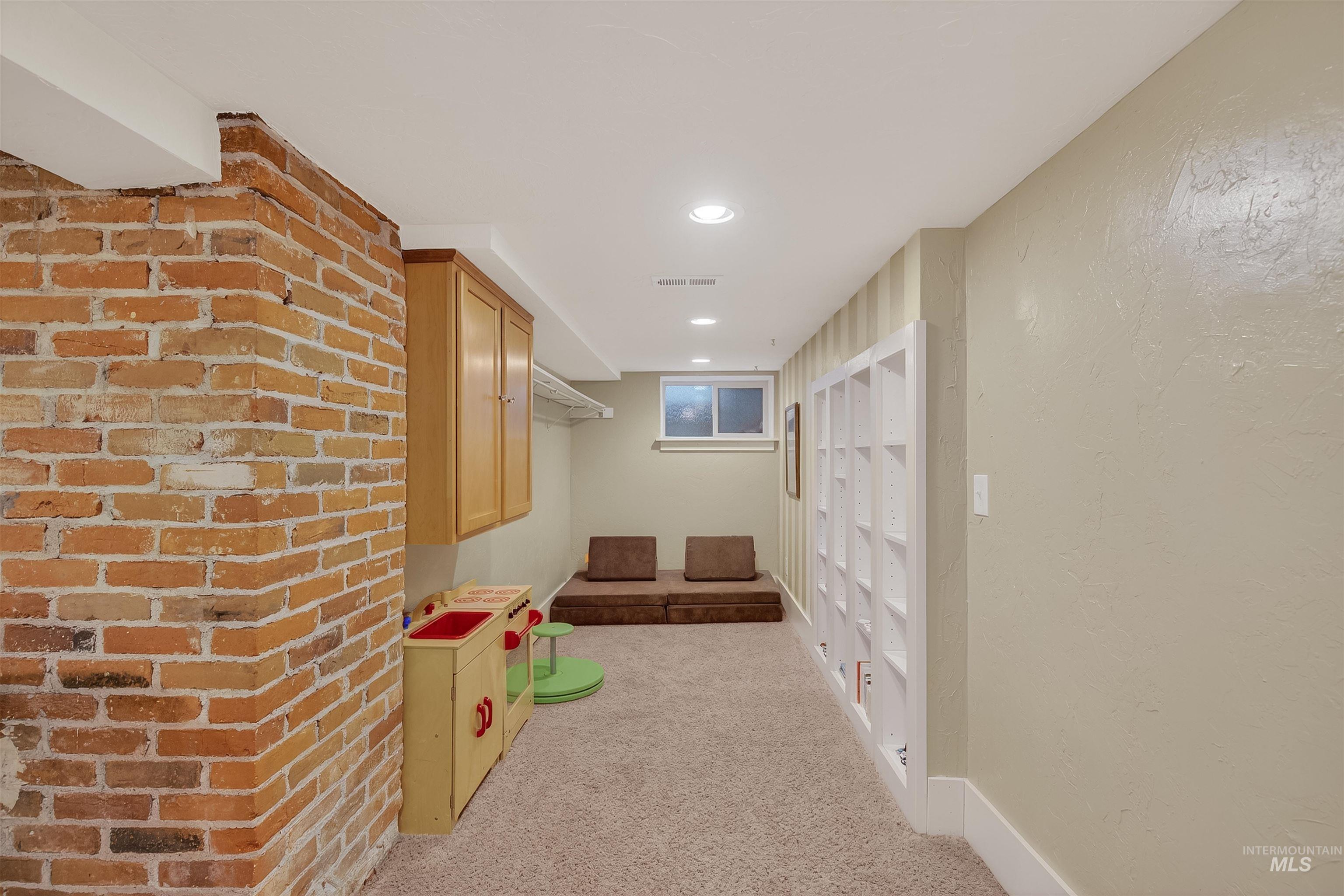 property viewer photo 33
