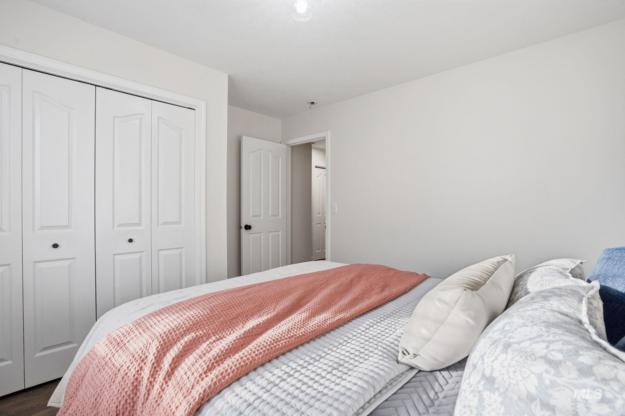 property viewer photo 21