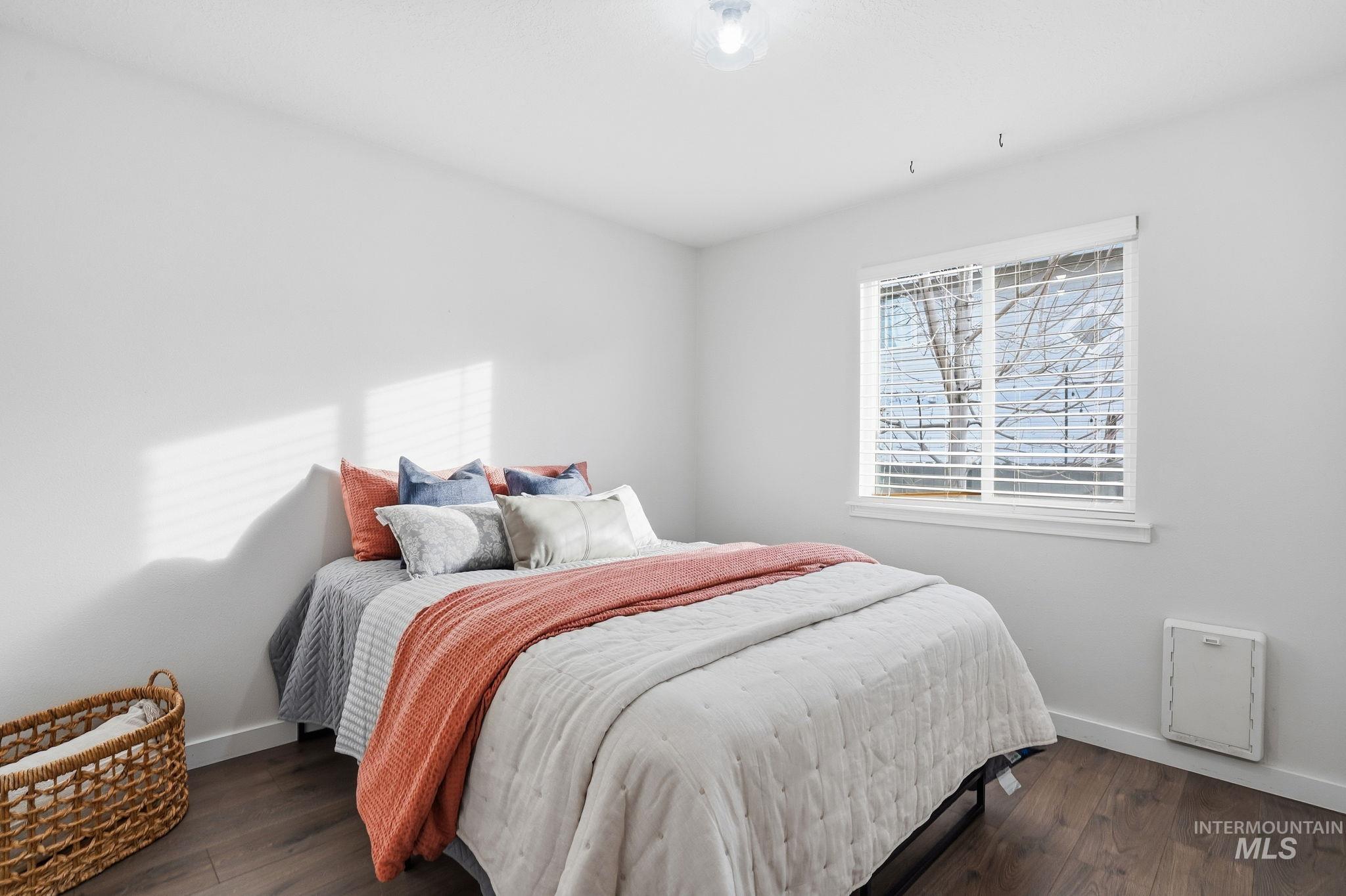 property viewer photo 22