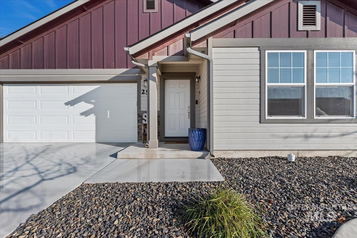 property viewer photo 1