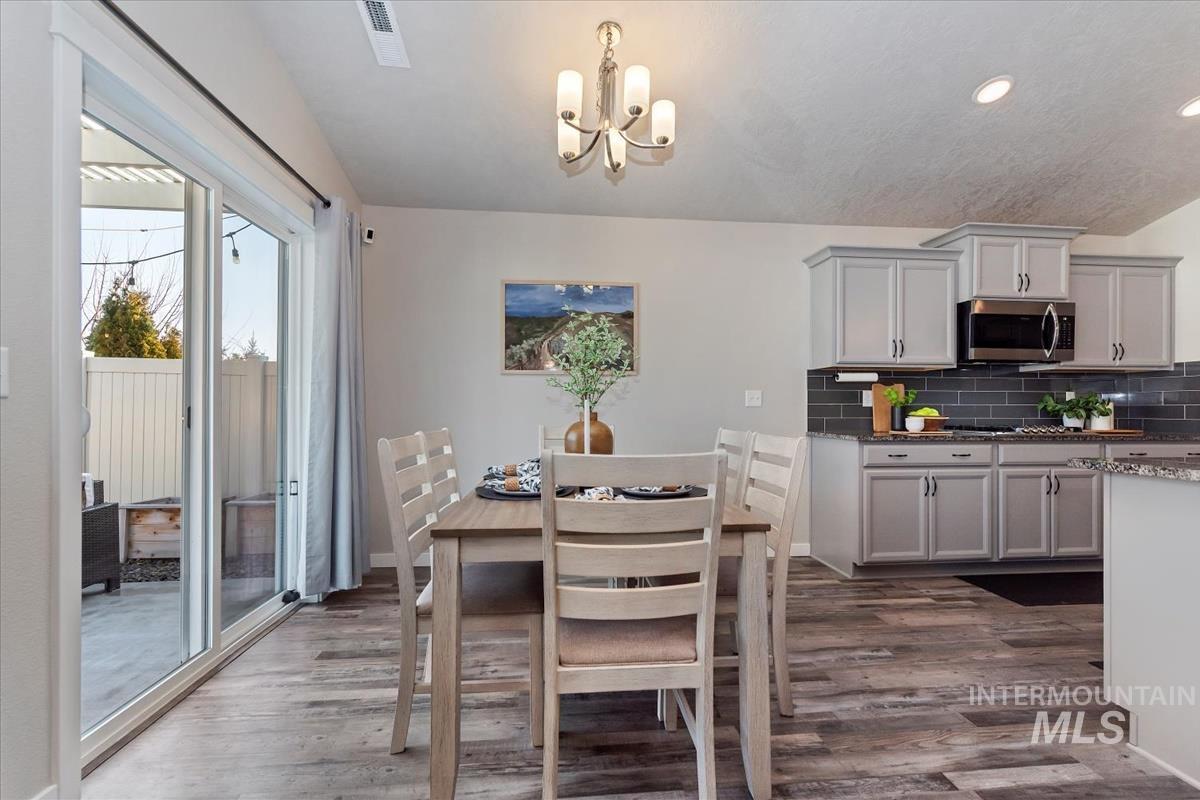 property viewer photo 12