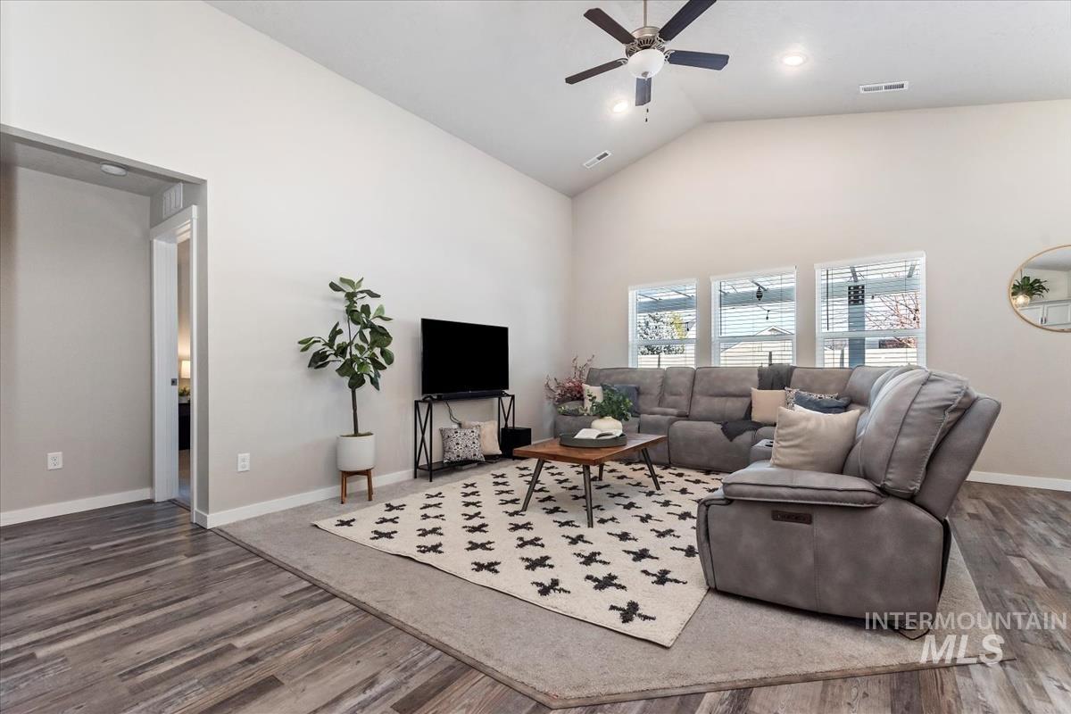 property viewer photo 14