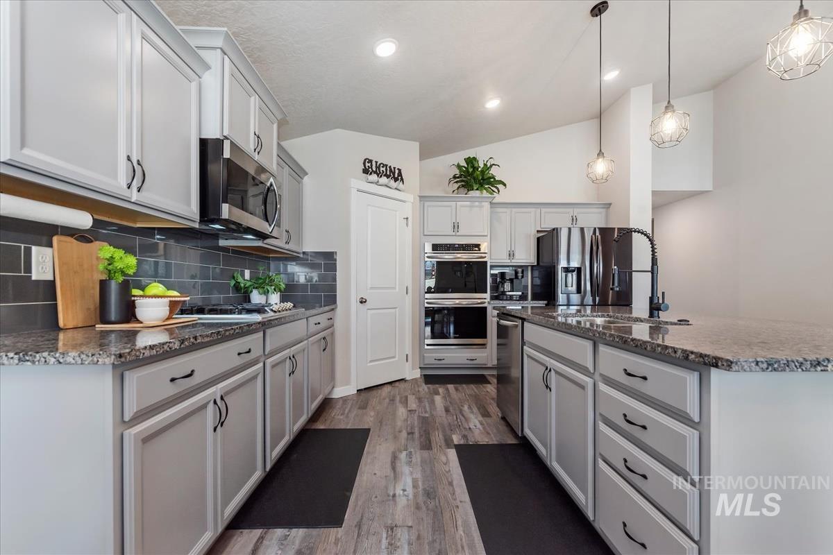 property viewer photo 7
