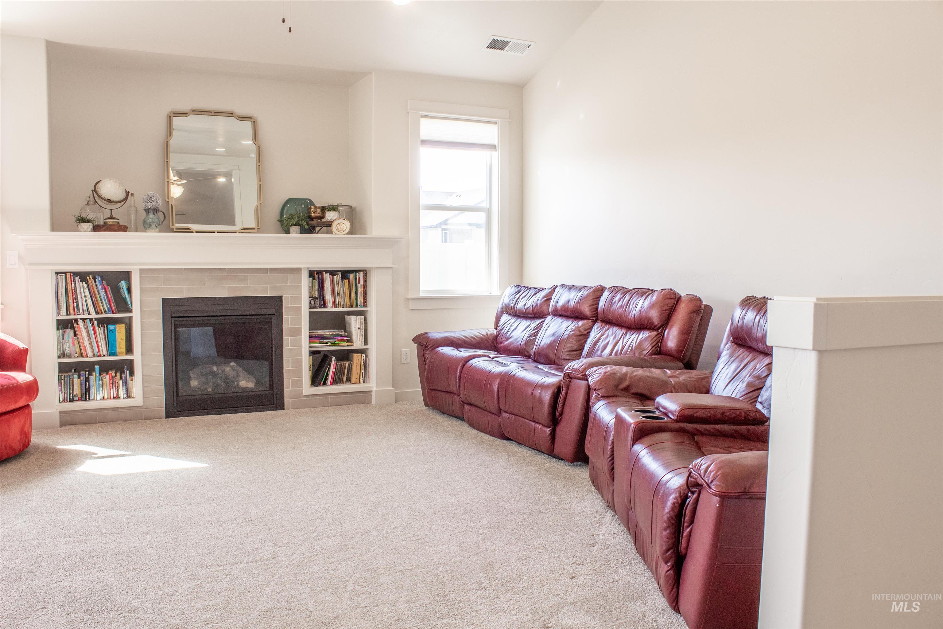 property viewer photo 12
