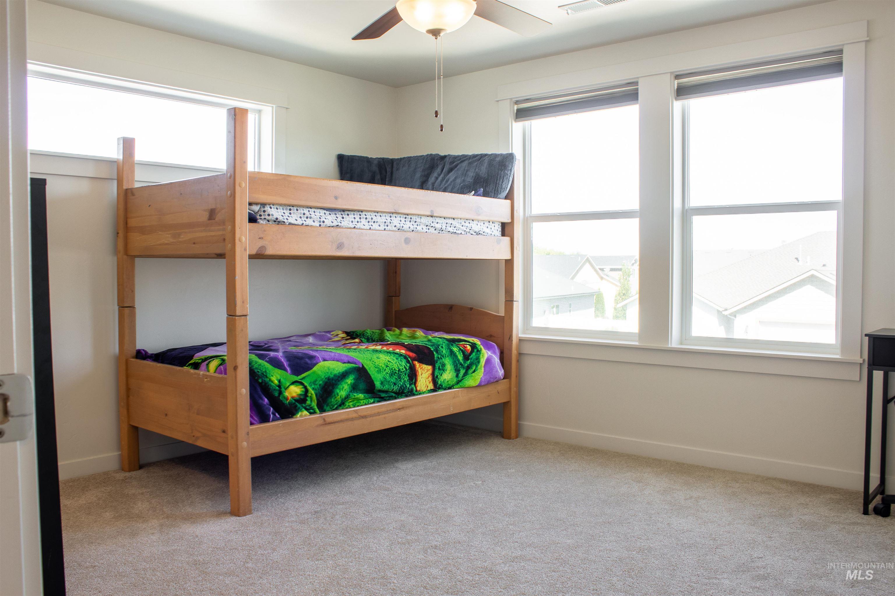 property viewer photo 31