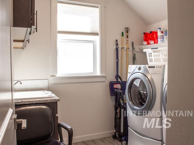 property viewer photo 7
