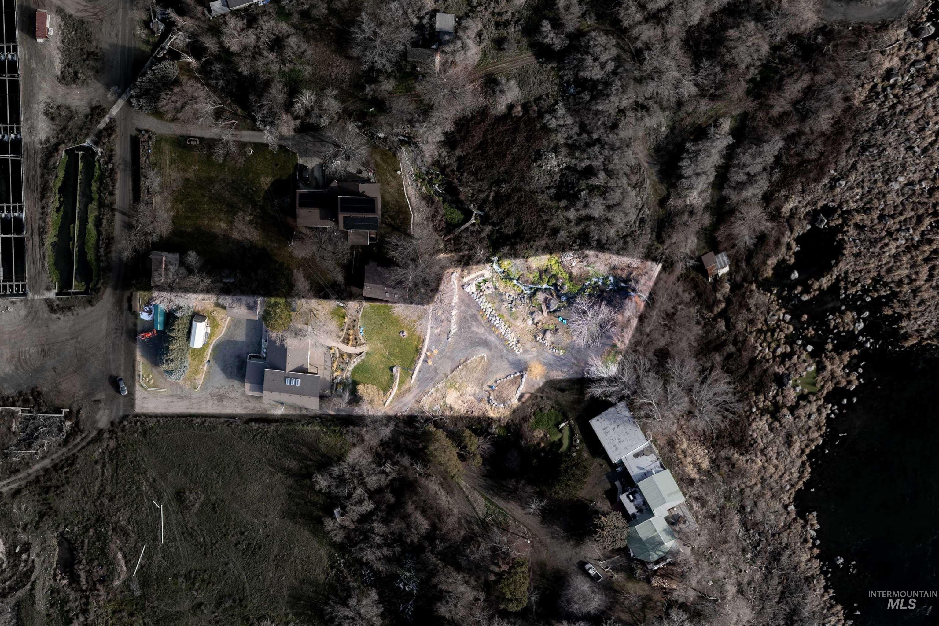 main property photo 47