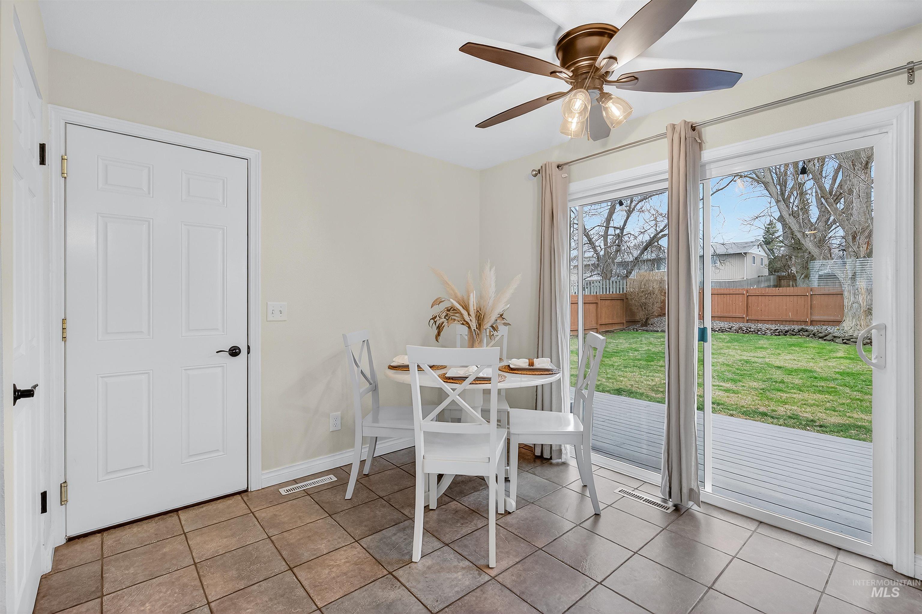 property viewer photo 11