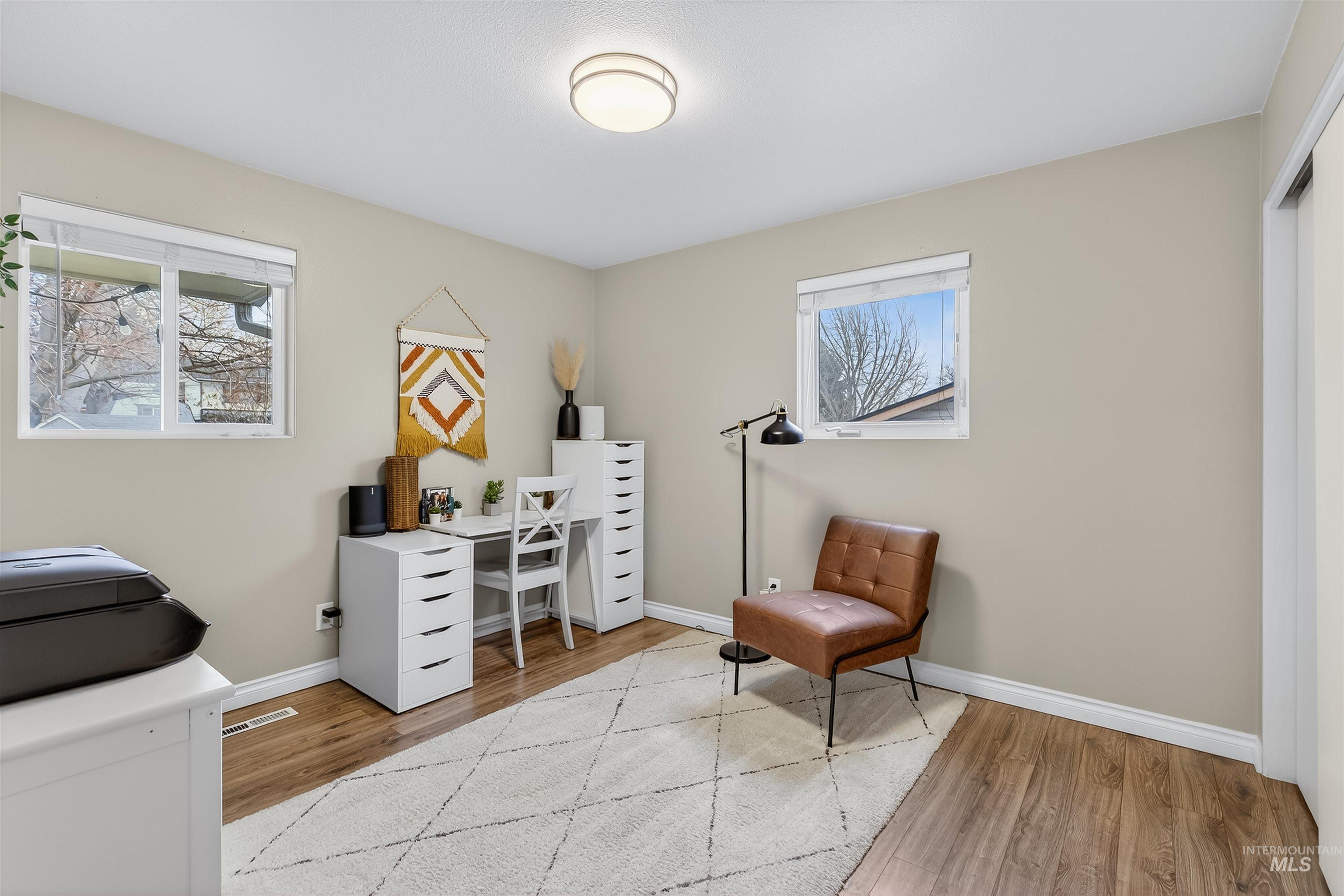 property viewer photo 15