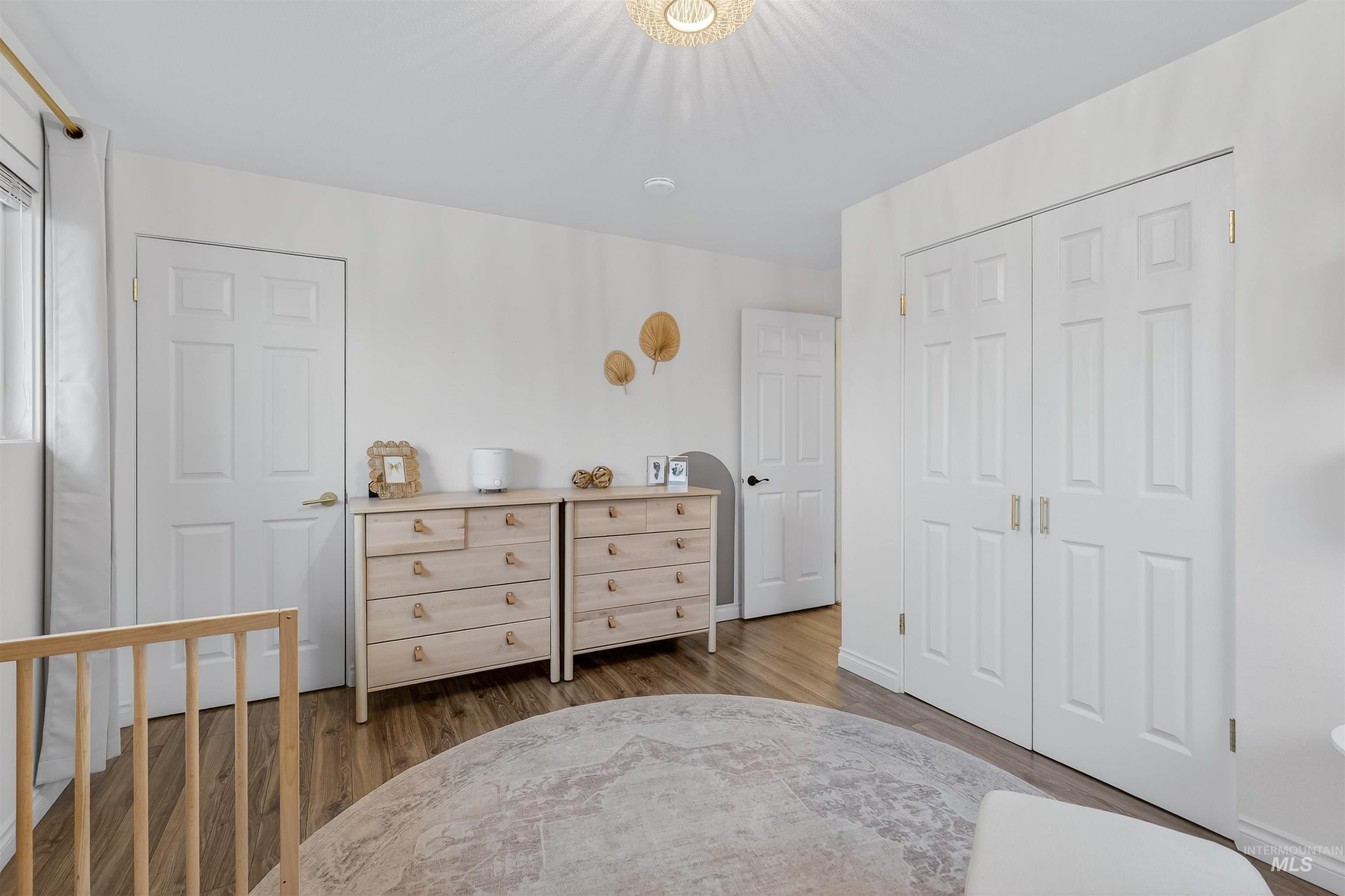 property viewer photo 17