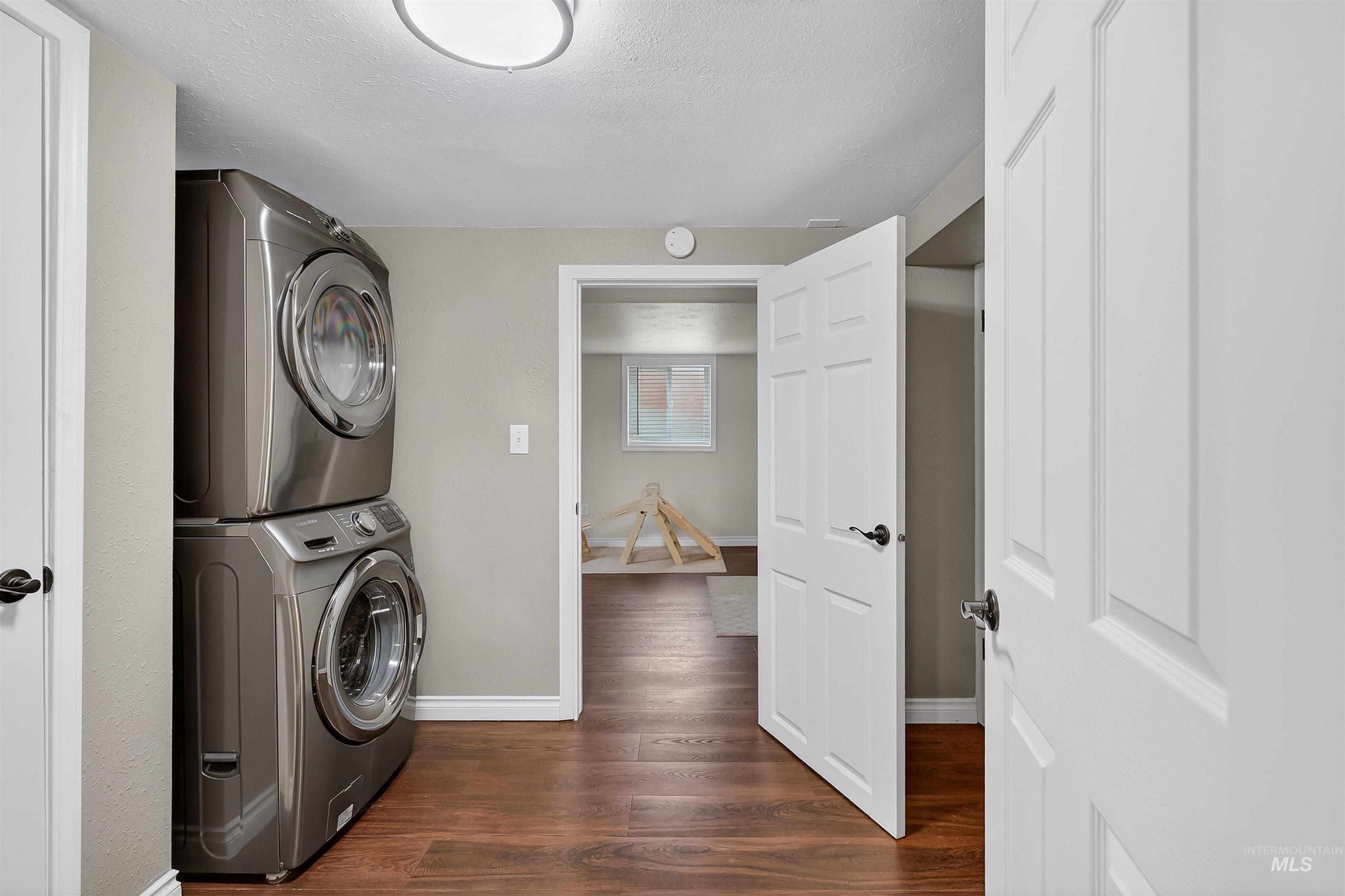 property viewer photo 32
