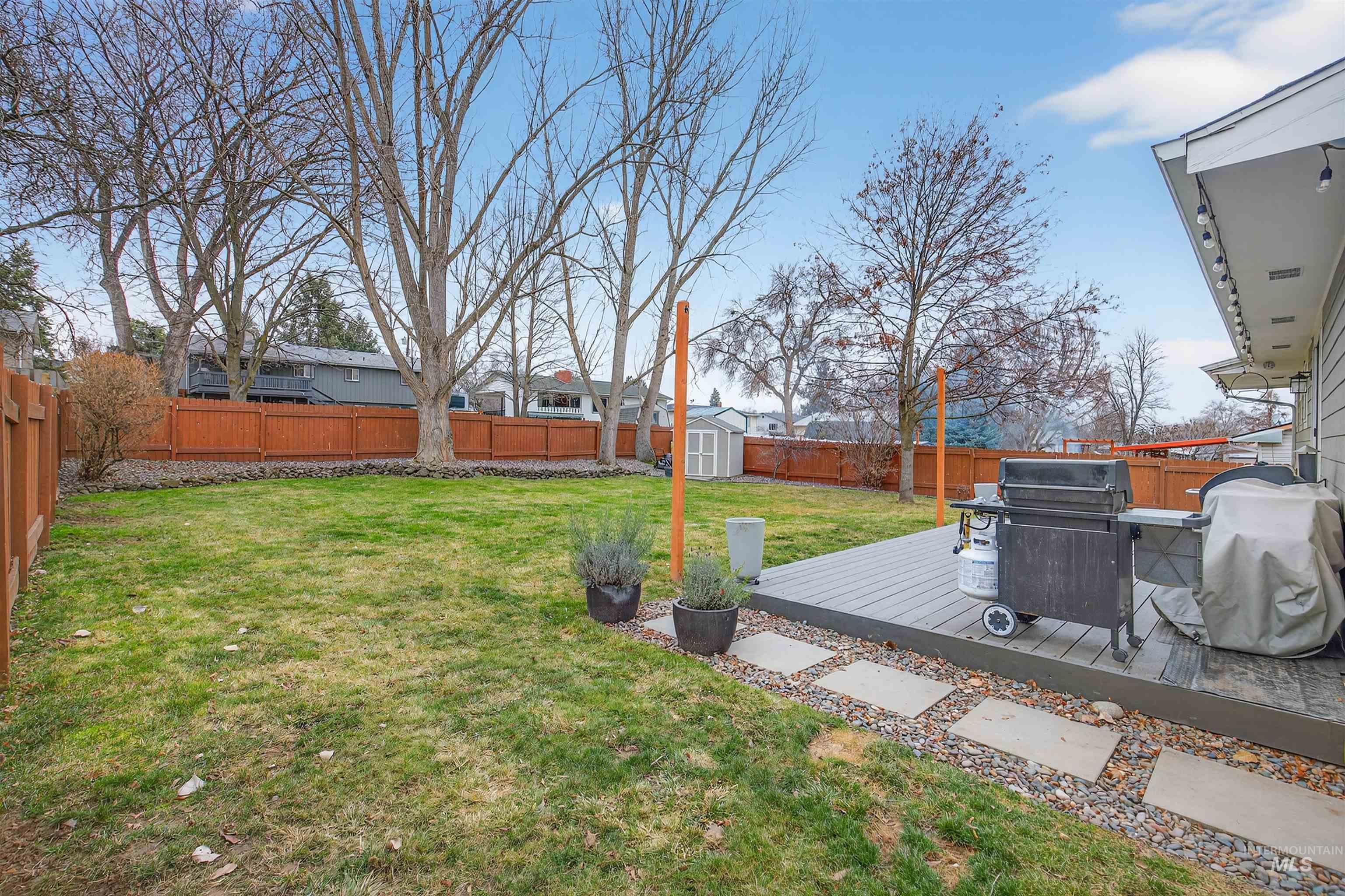 property viewer photo 37