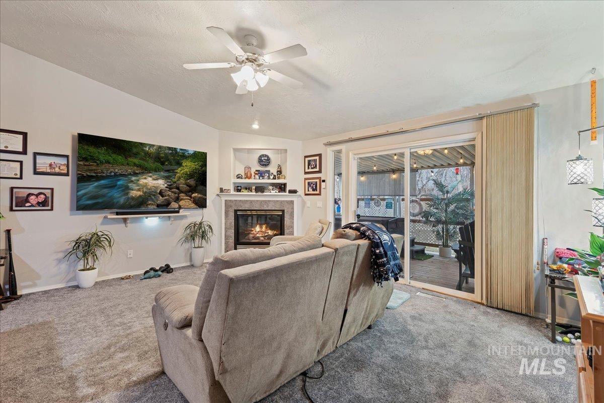property viewer photo 4