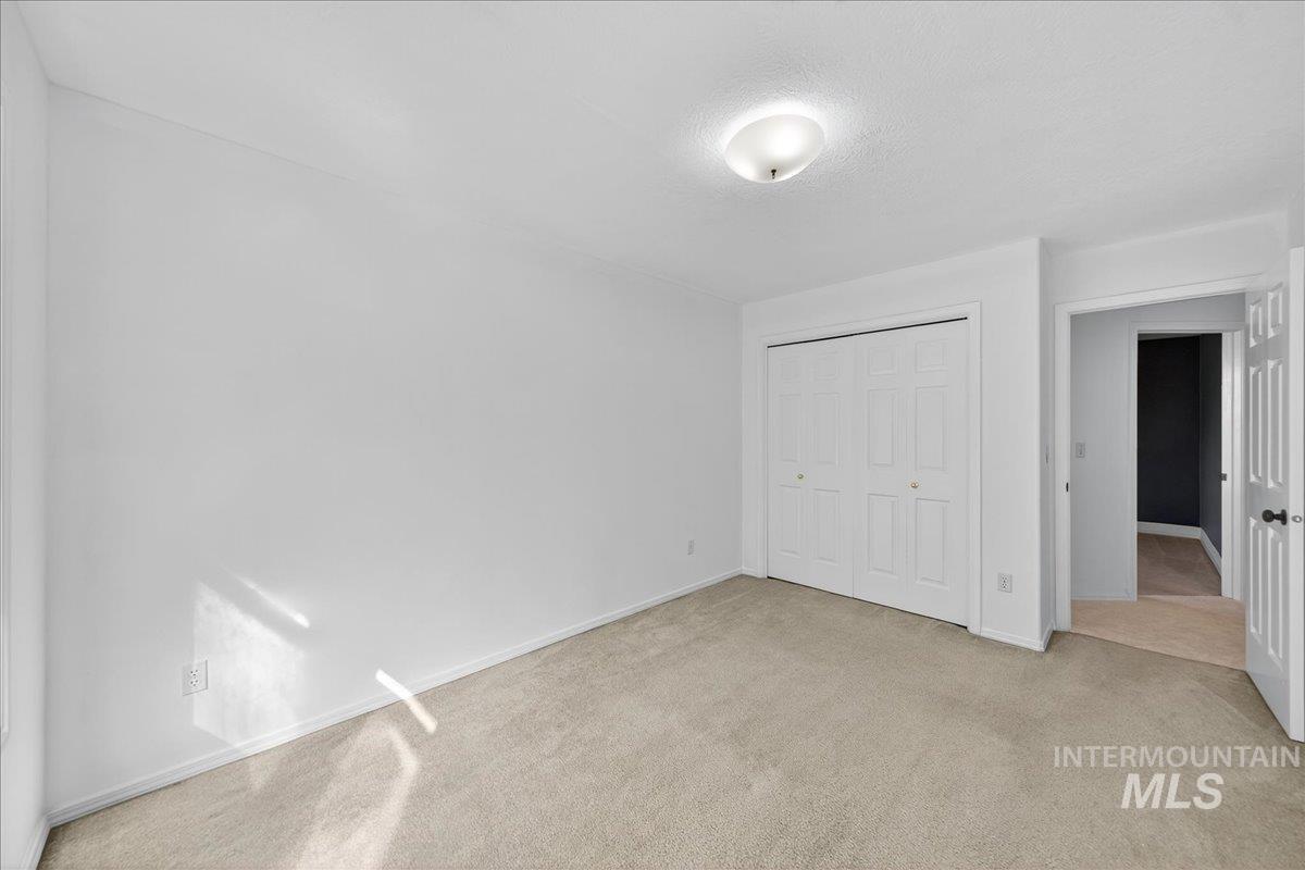 property viewer photo 22