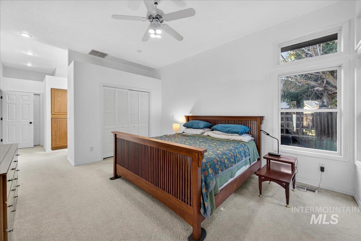 property viewer photo 26