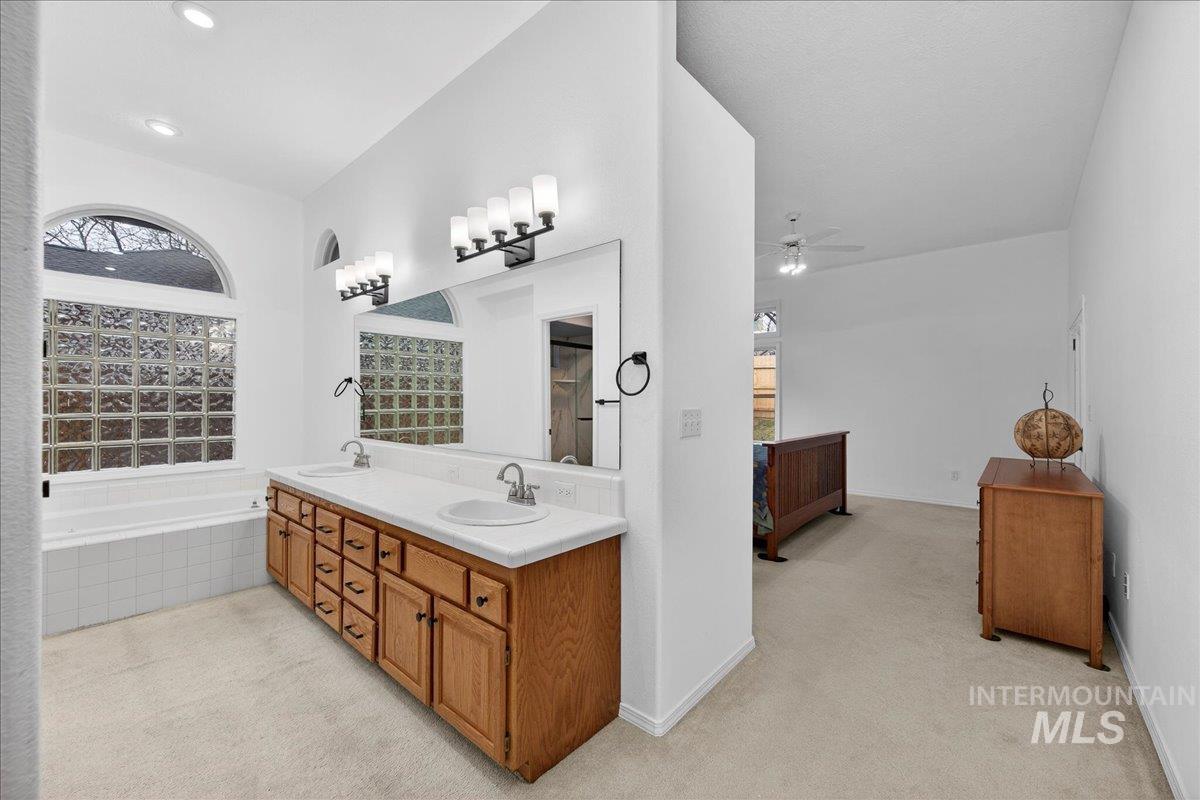 property viewer photo 29