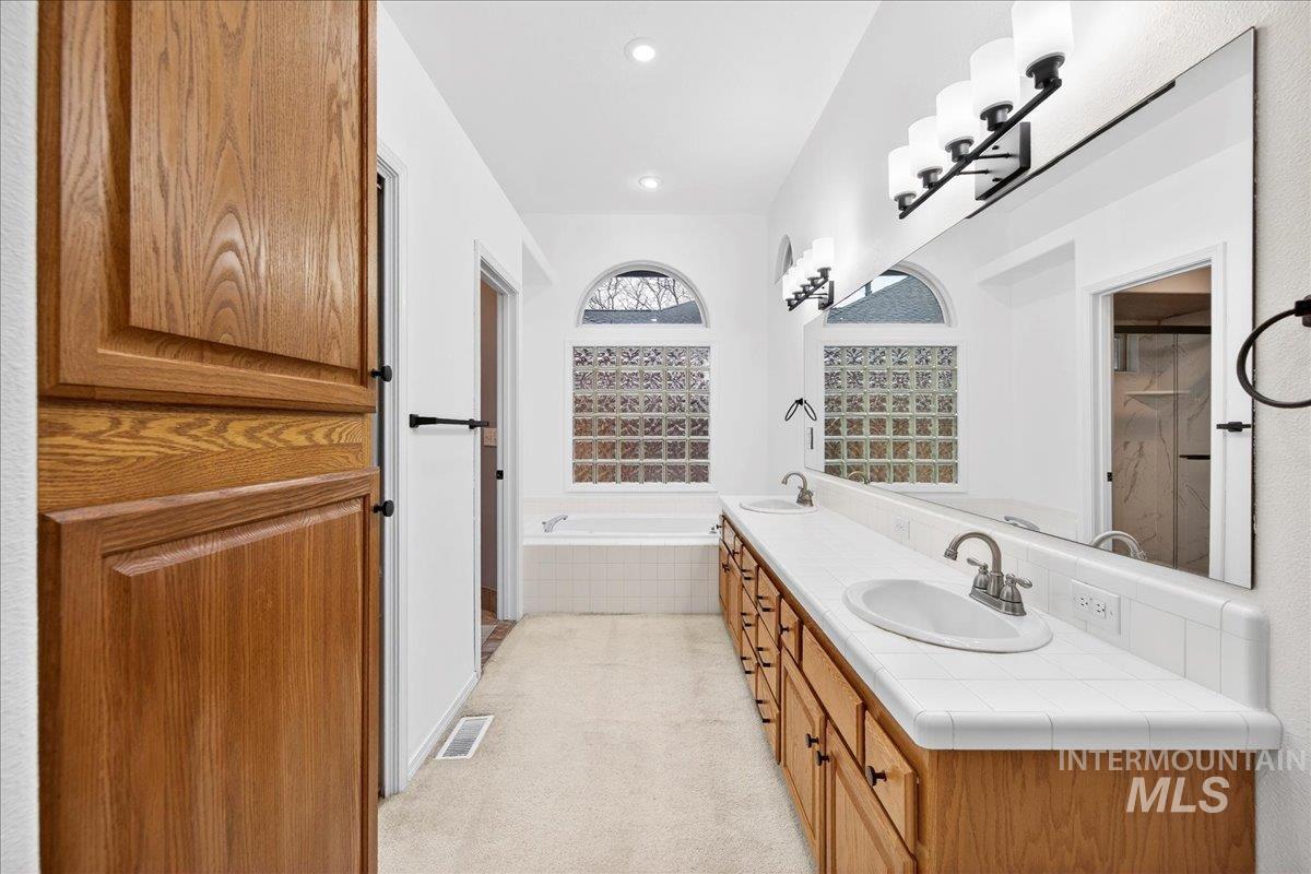 property viewer photo 30