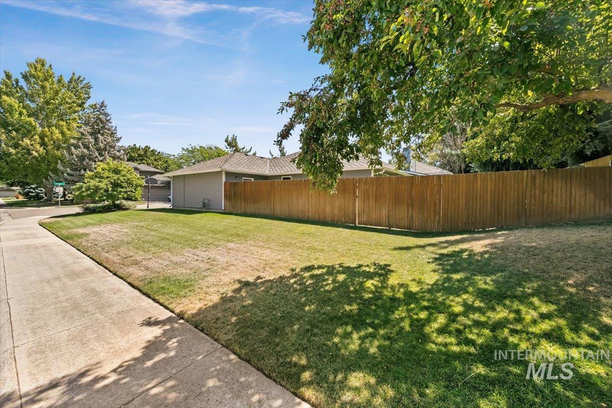 property viewer photo 41