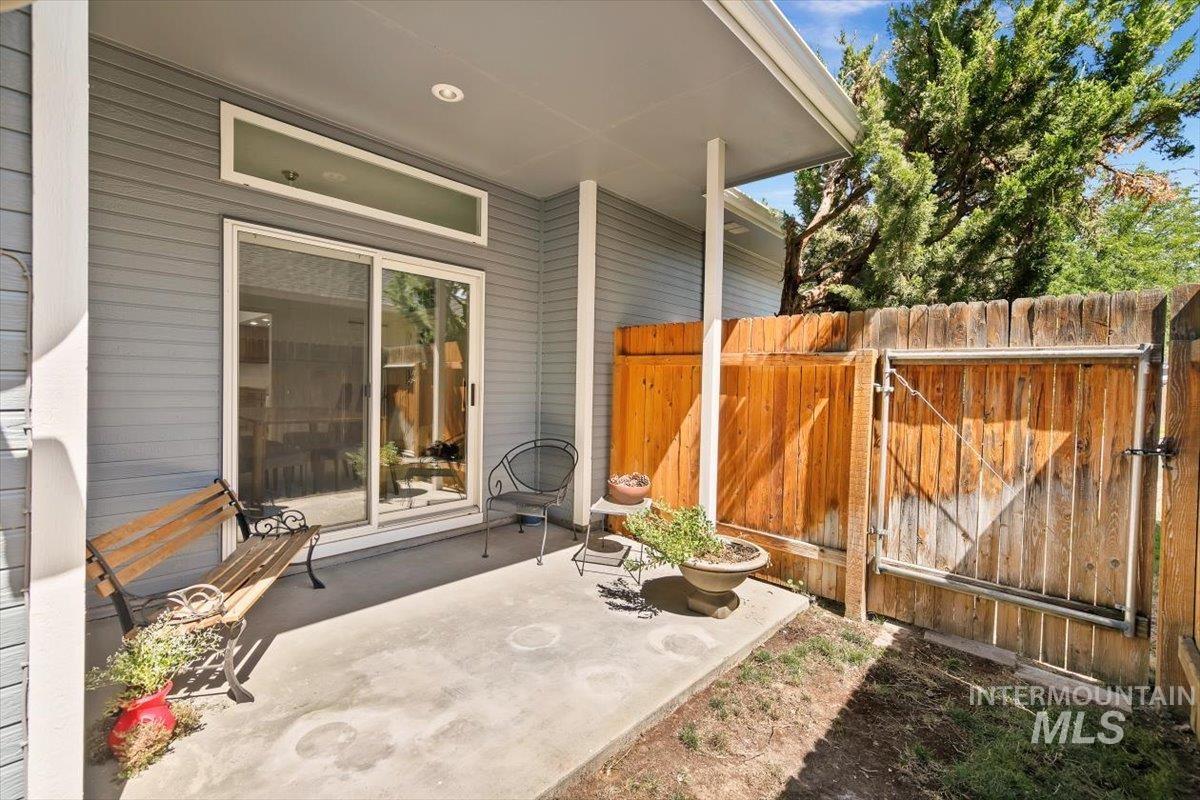property viewer photo 42