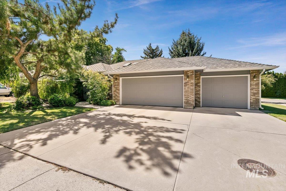 property viewer photo 48