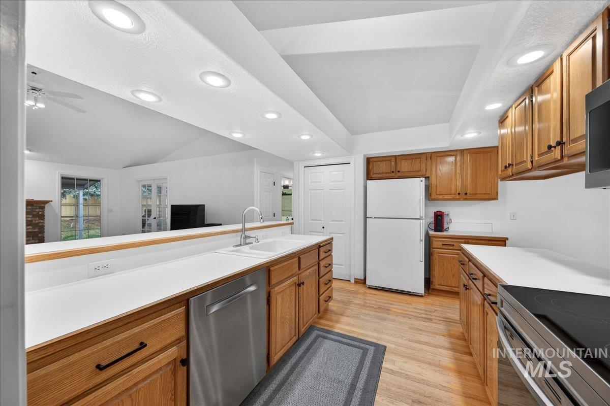 property viewer photo 6