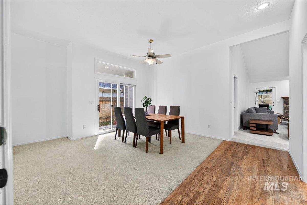property viewer photo 7