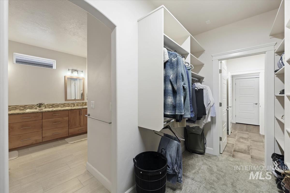 property viewer photo 14