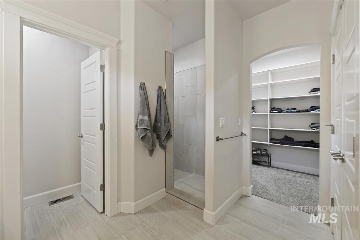 property viewer photo 15