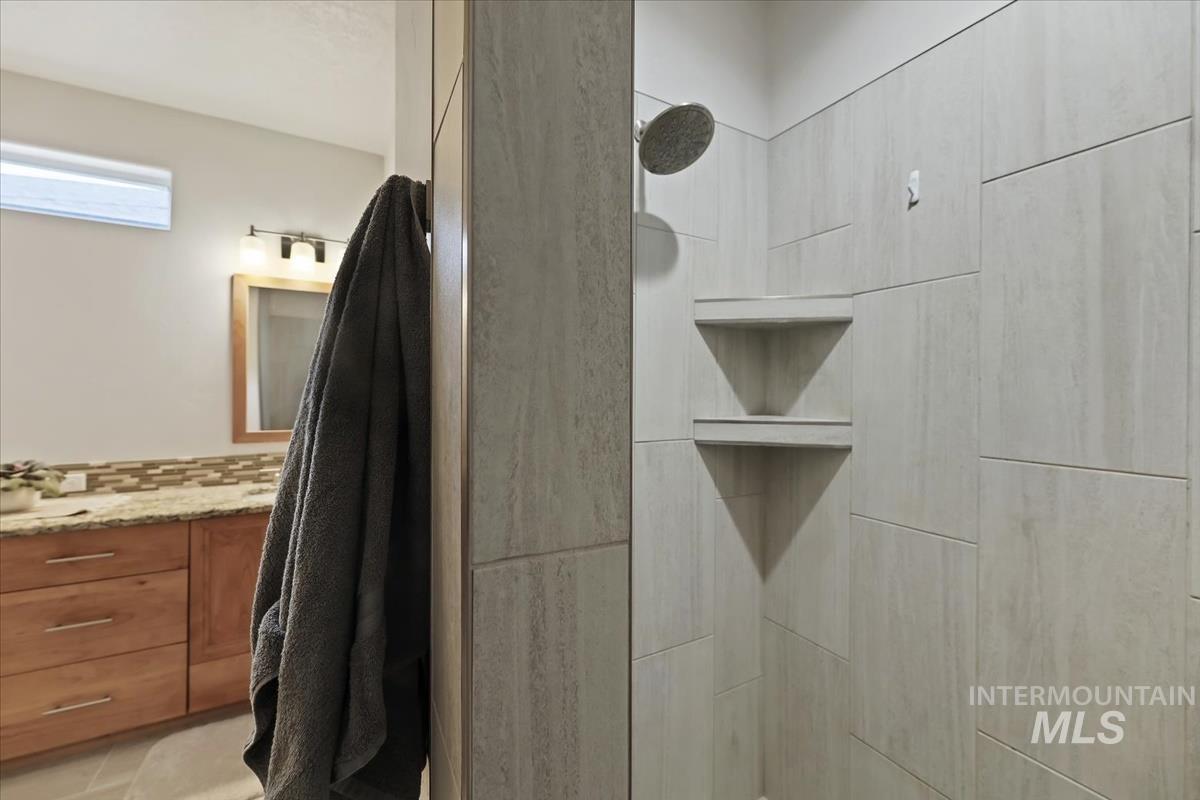 property viewer photo 21