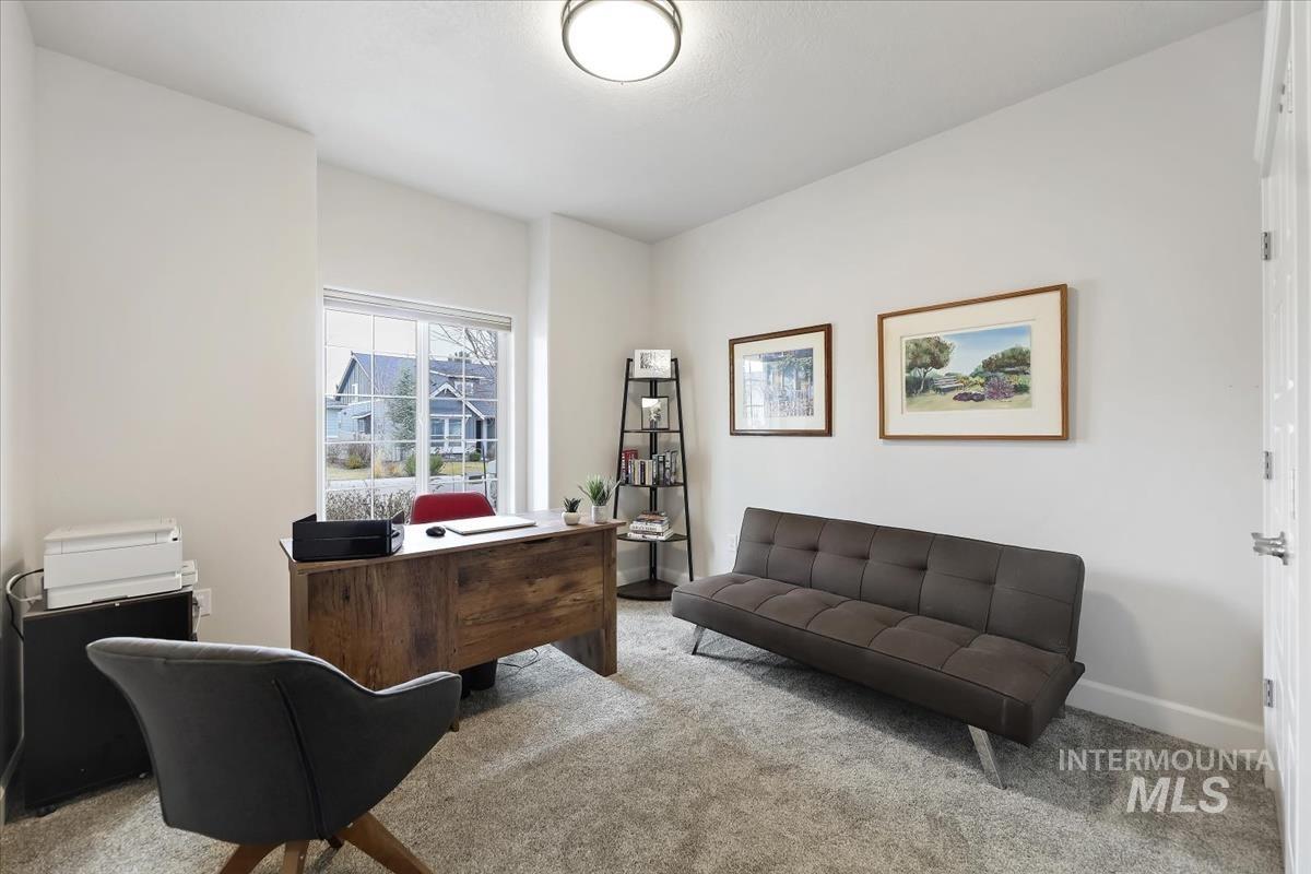 property viewer photo 3