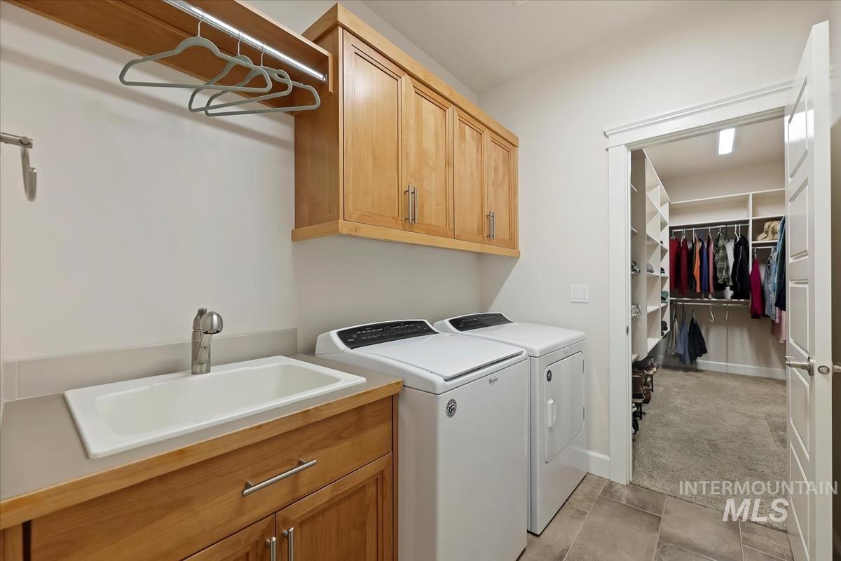 property viewer photo 38