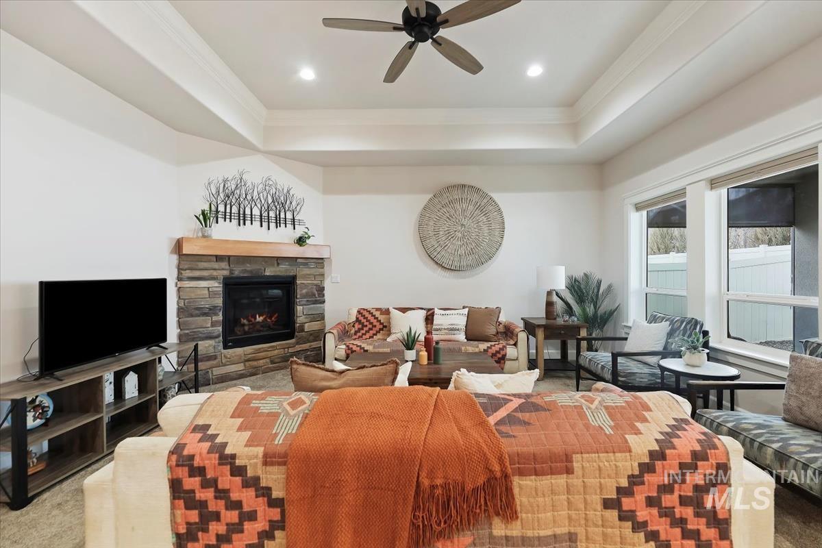 property viewer photo 7