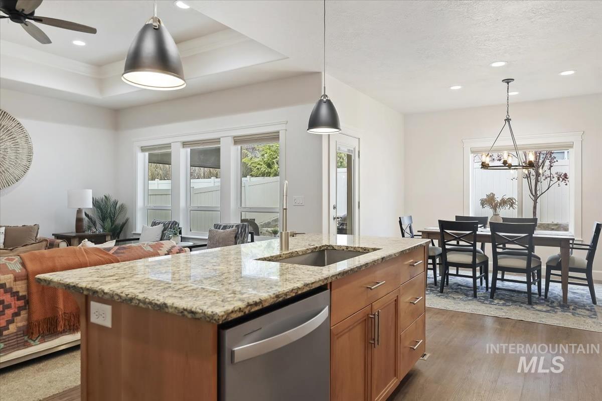 property viewer photo 8