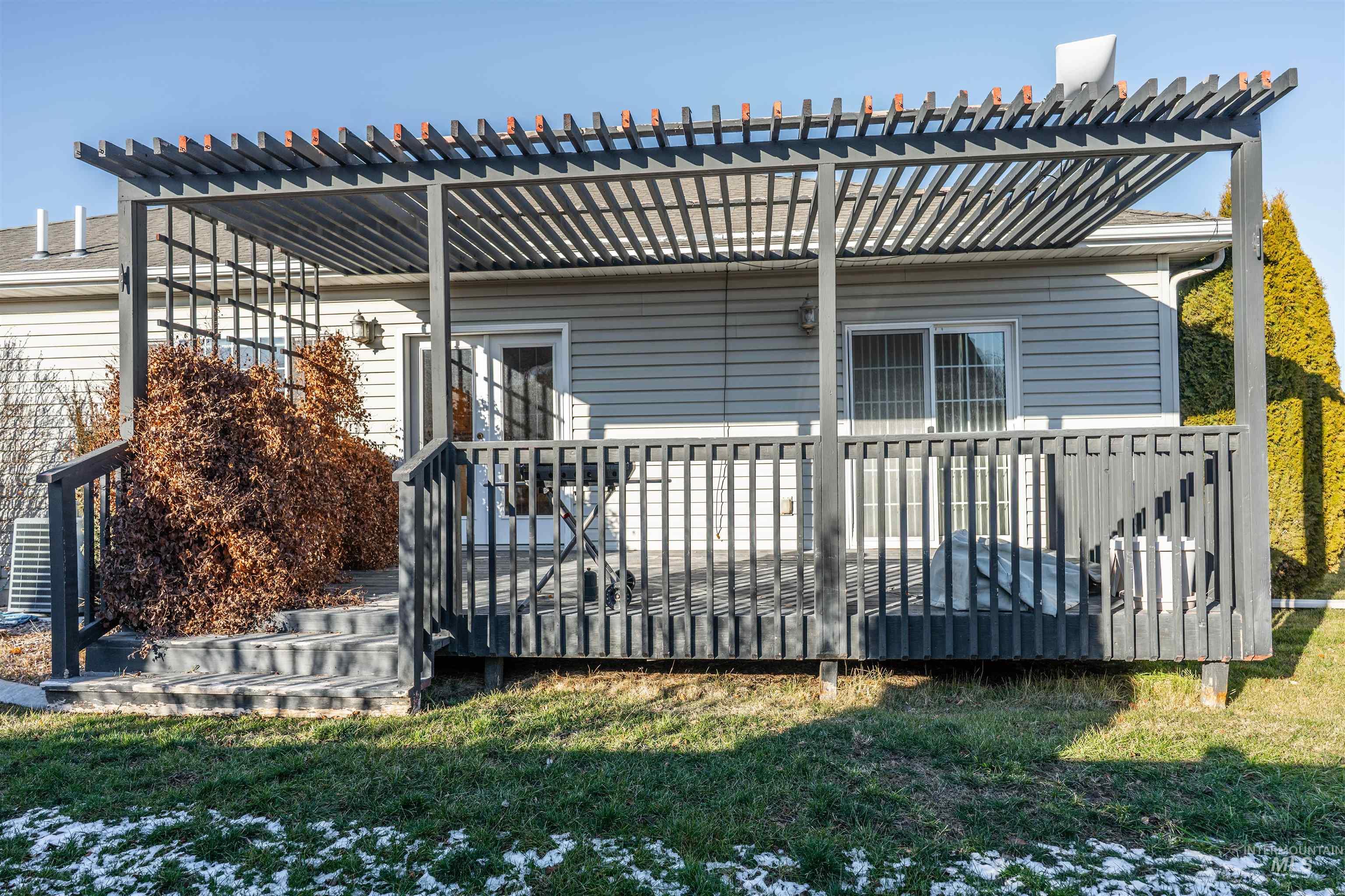 main property photo 4