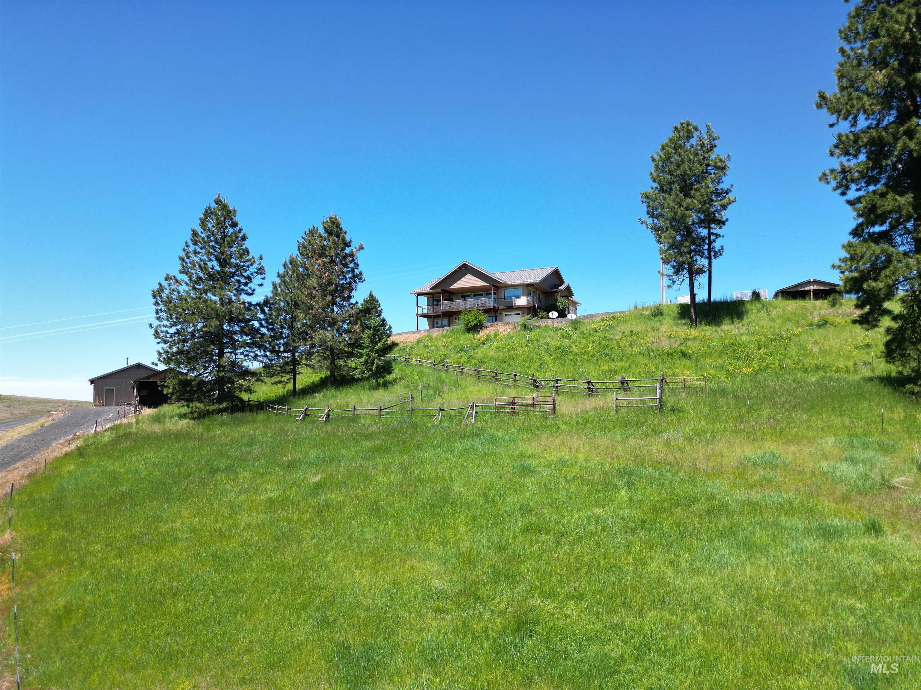 main property photo 5