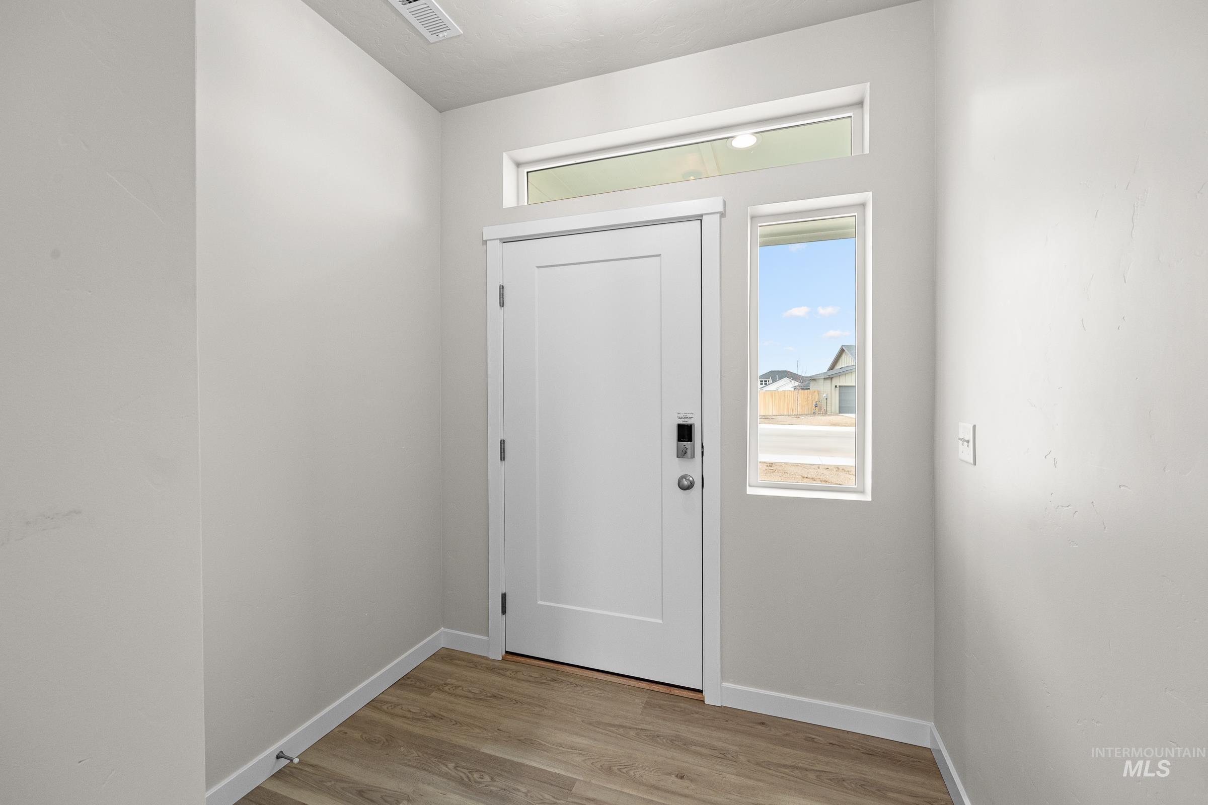 property viewer photo 1