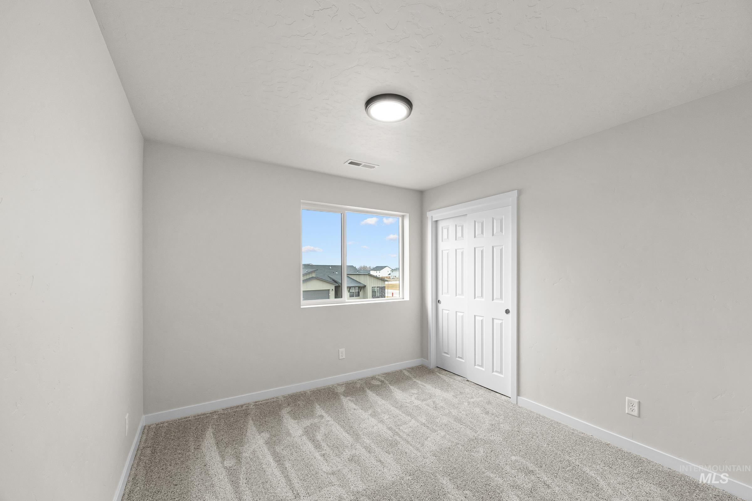 property viewer photo 15