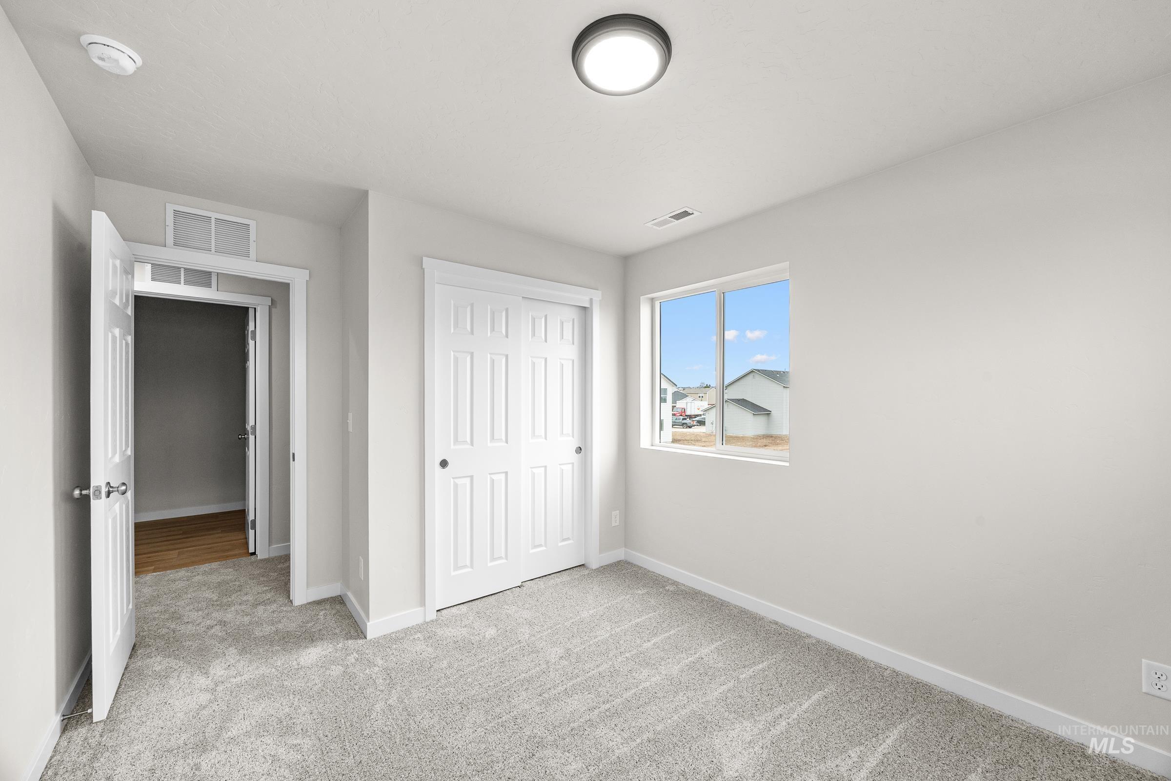 property viewer photo 17
