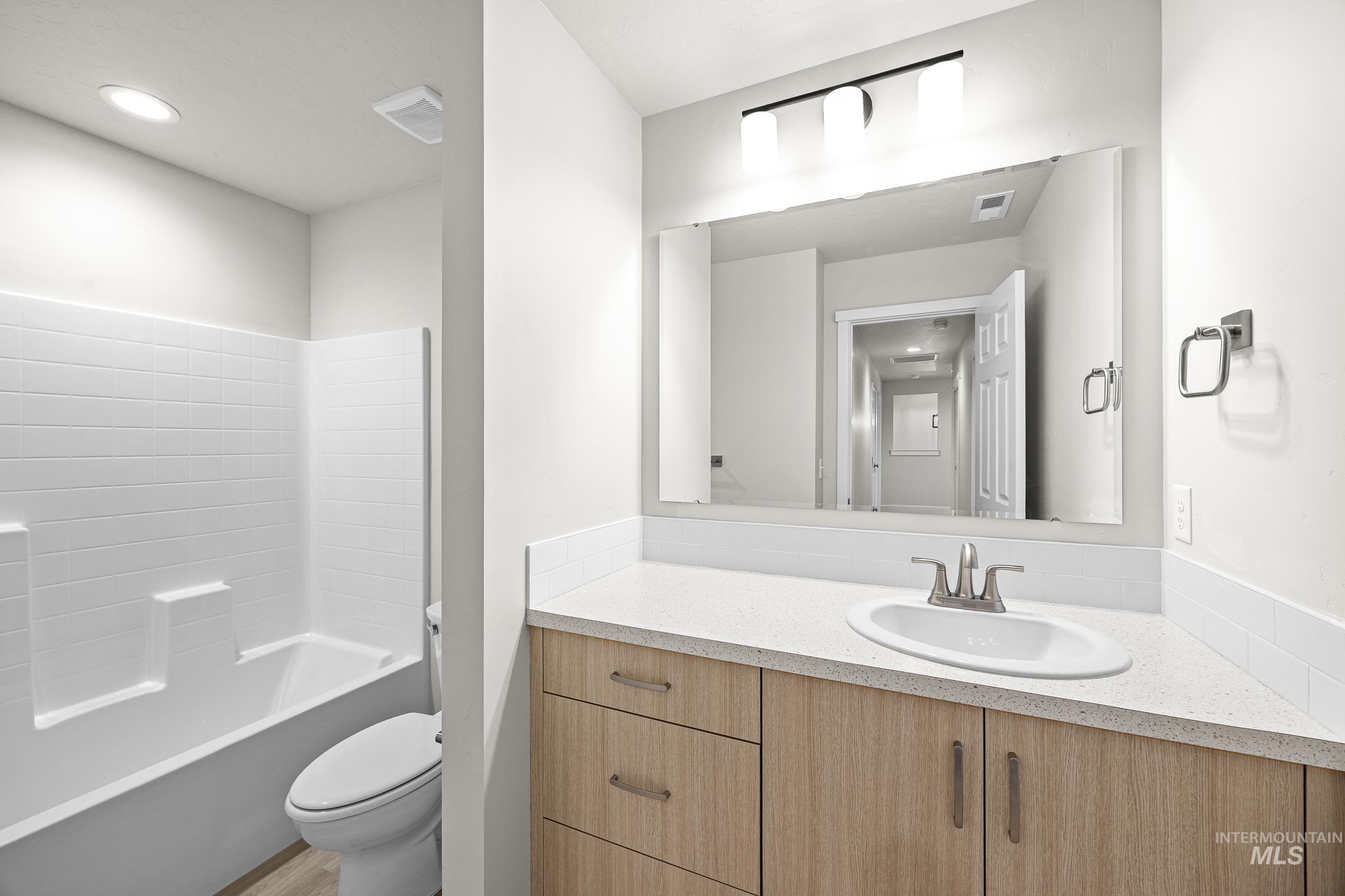 property viewer photo 19