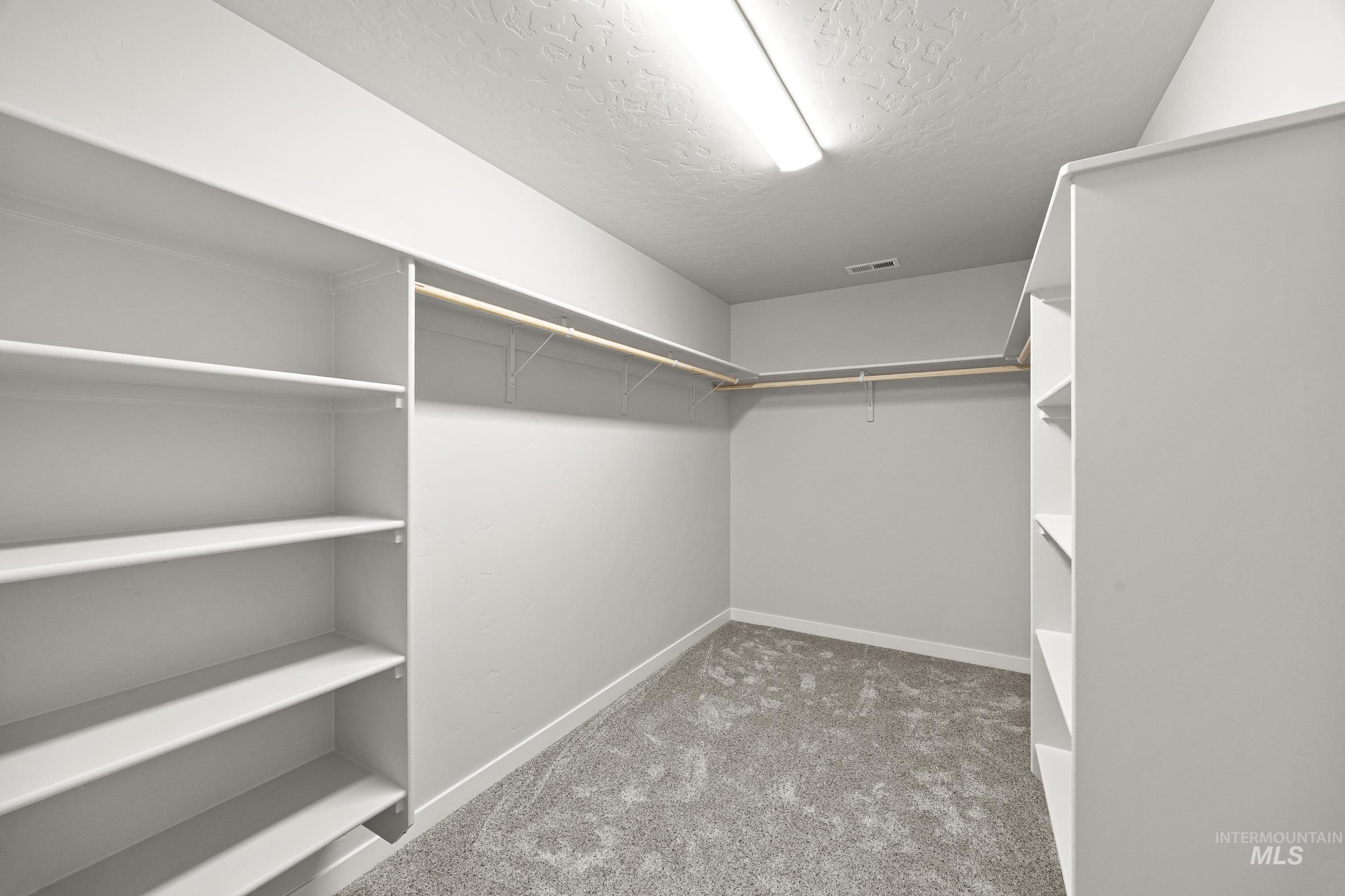 property viewer photo 24