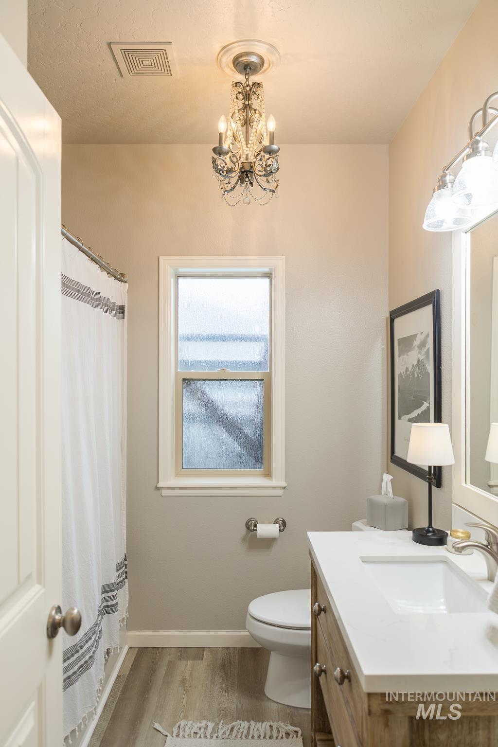 property viewer photo 13