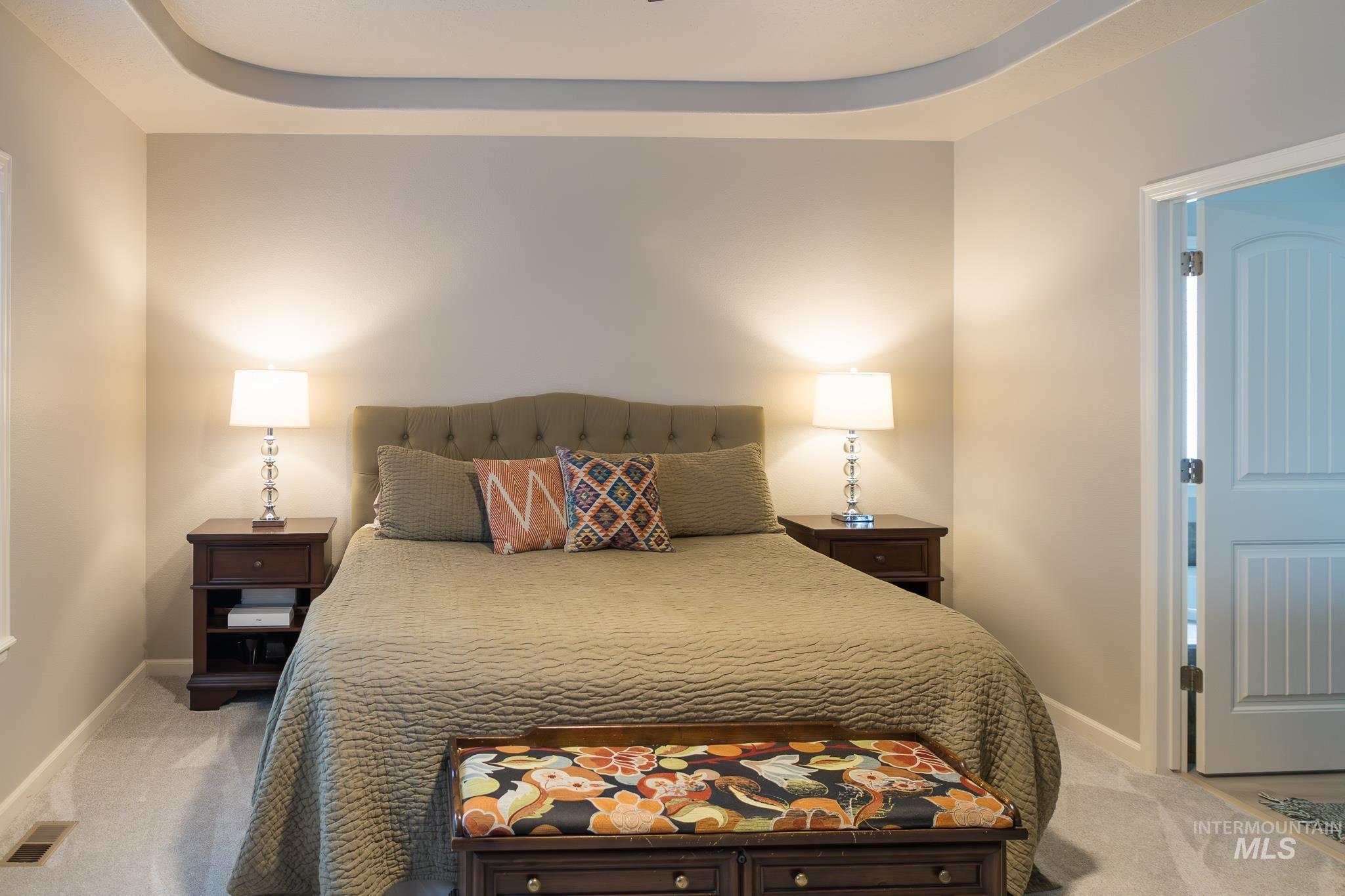 property viewer photo 24