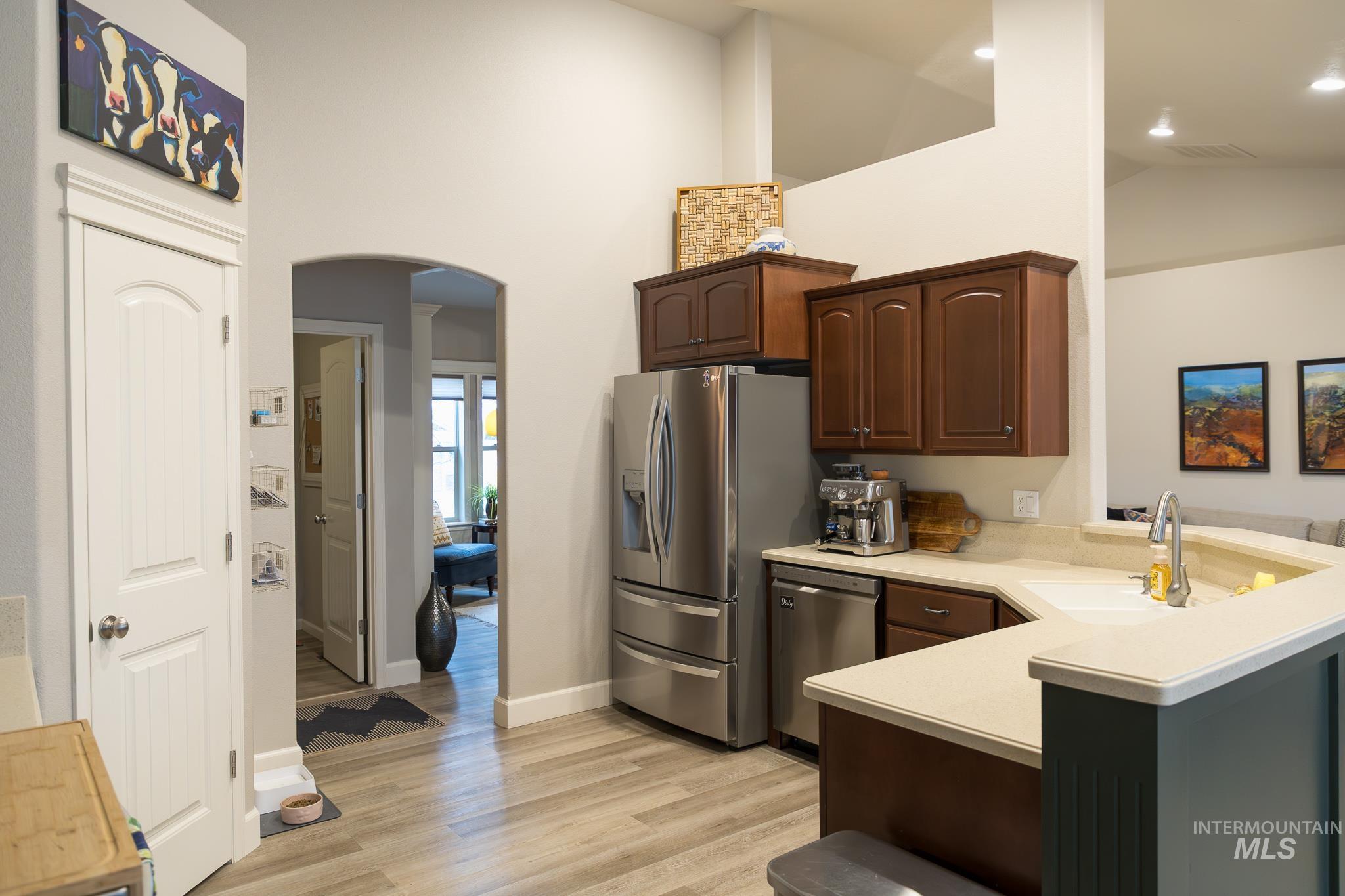 property viewer photo 31