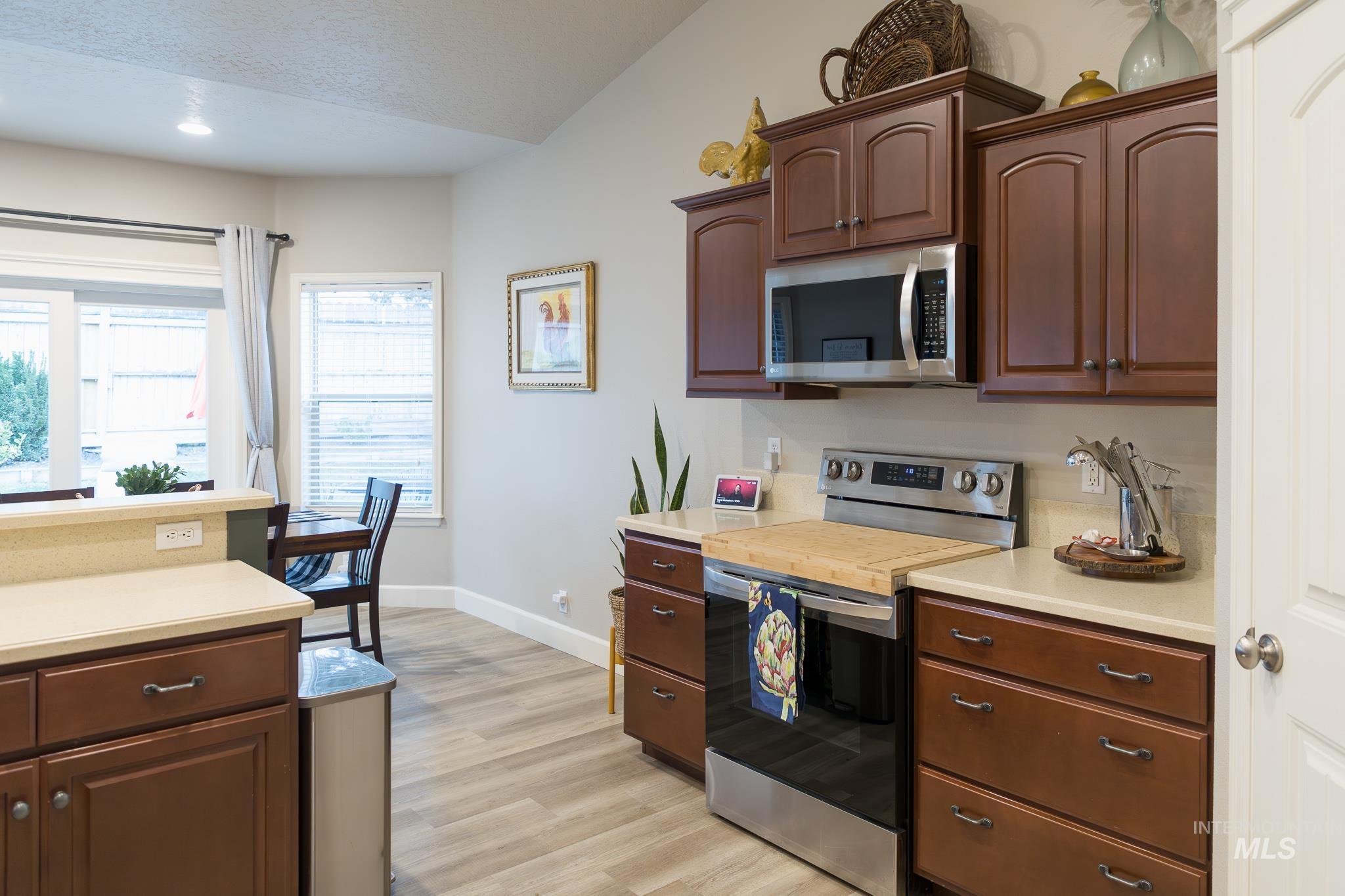property viewer photo 32
