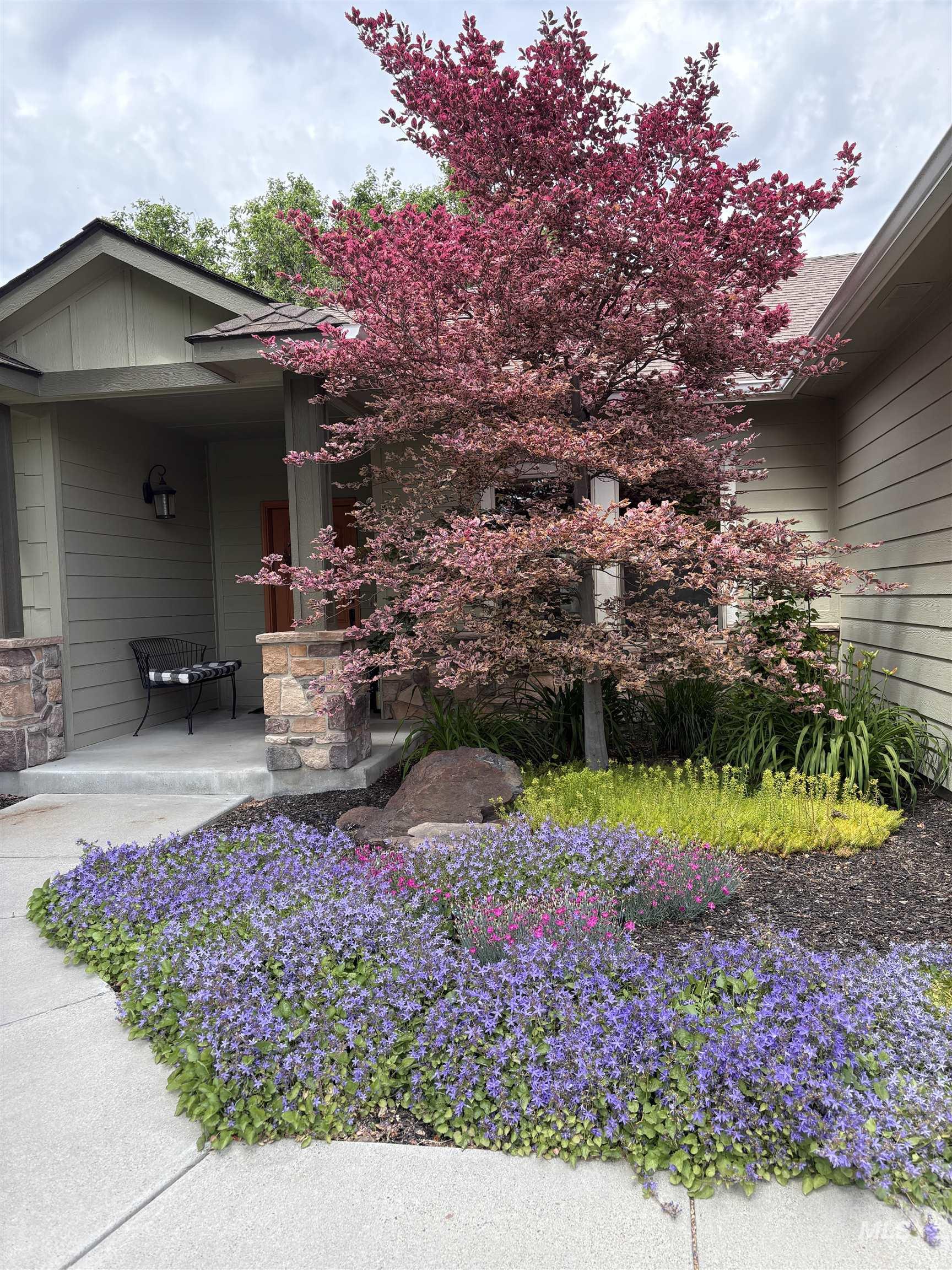 property viewer photo 33